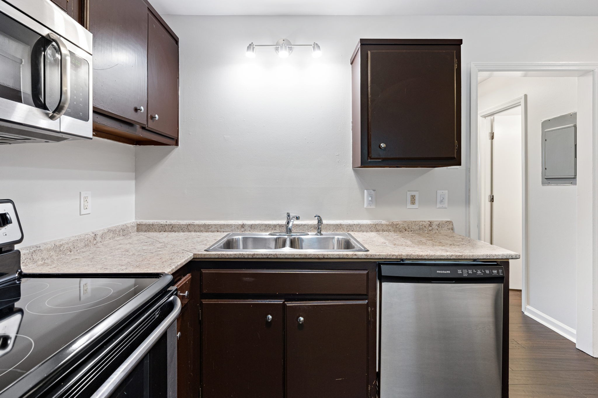 3100 Conviser Dr
