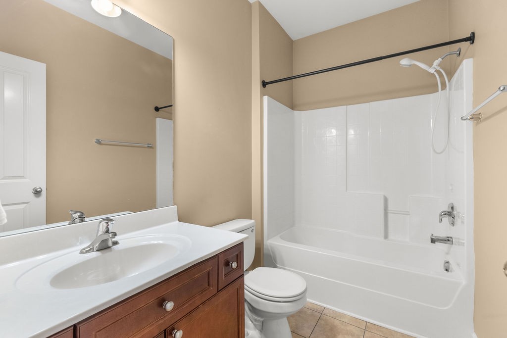 8045 Bienville Dr Unit: 5