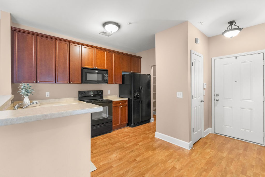 8045 Bienville Dr Unit: 5