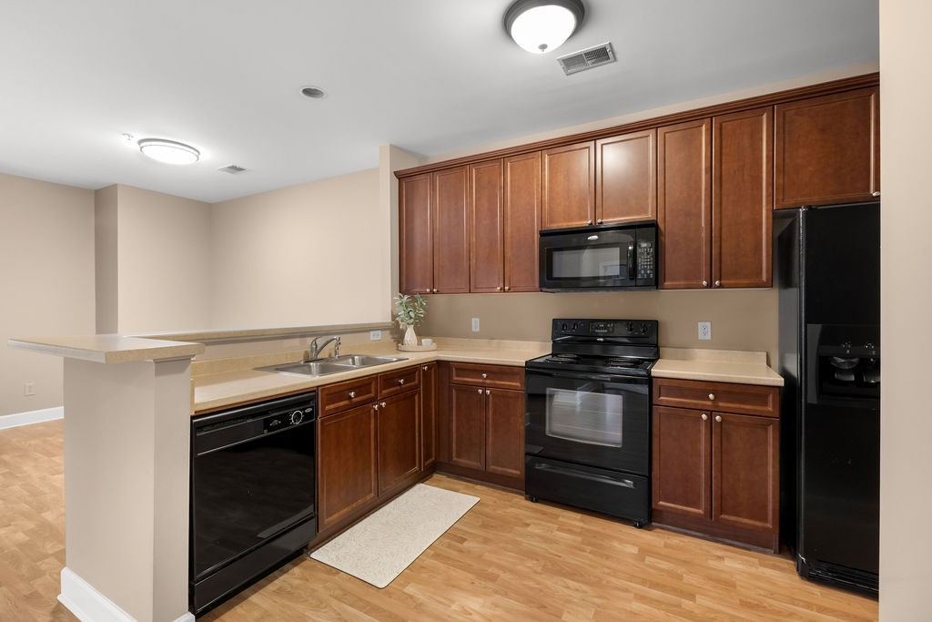 8045 Bienville Dr Unit: 5