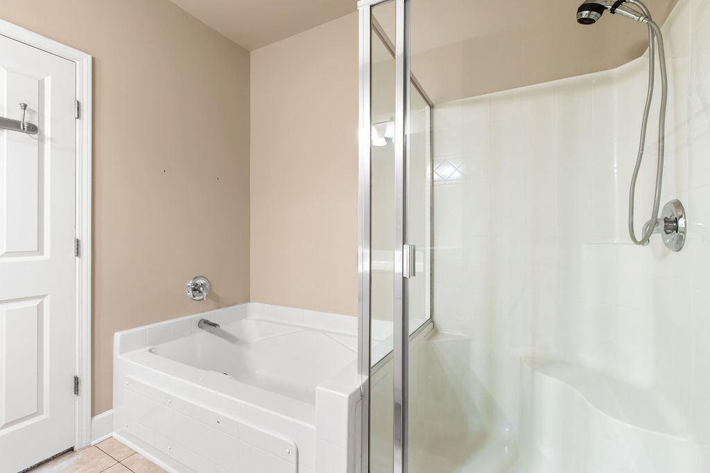 8045 Bienville Dr Unit: 5