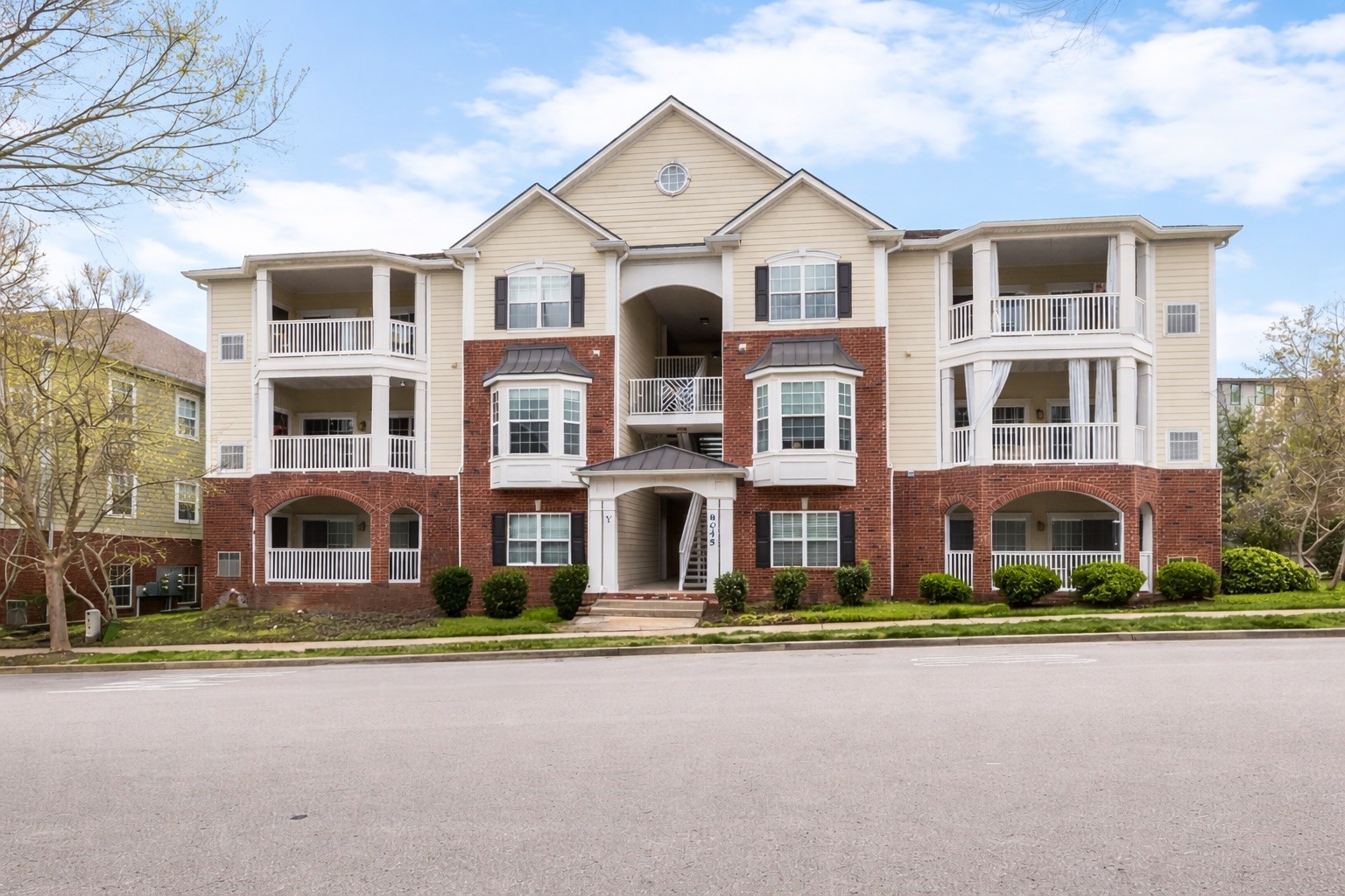8045 Bienville Dr Unit: 5