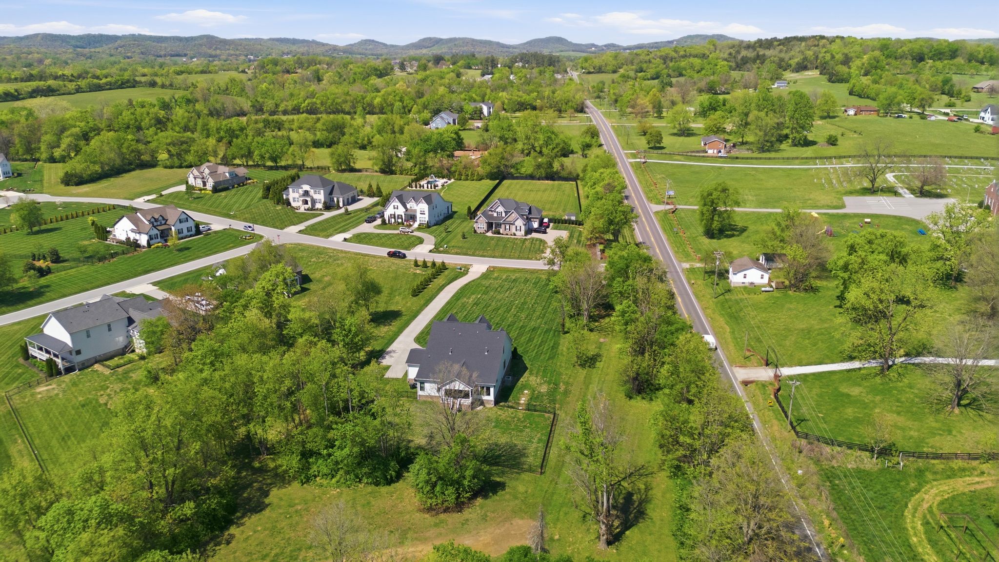 8001 Burning Tree Farm Rd