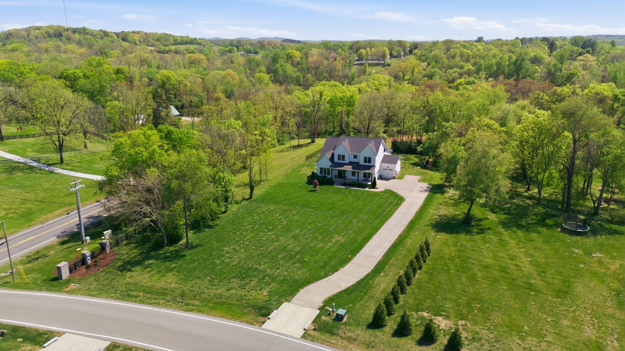 8001 Burning Tree Farm Rd