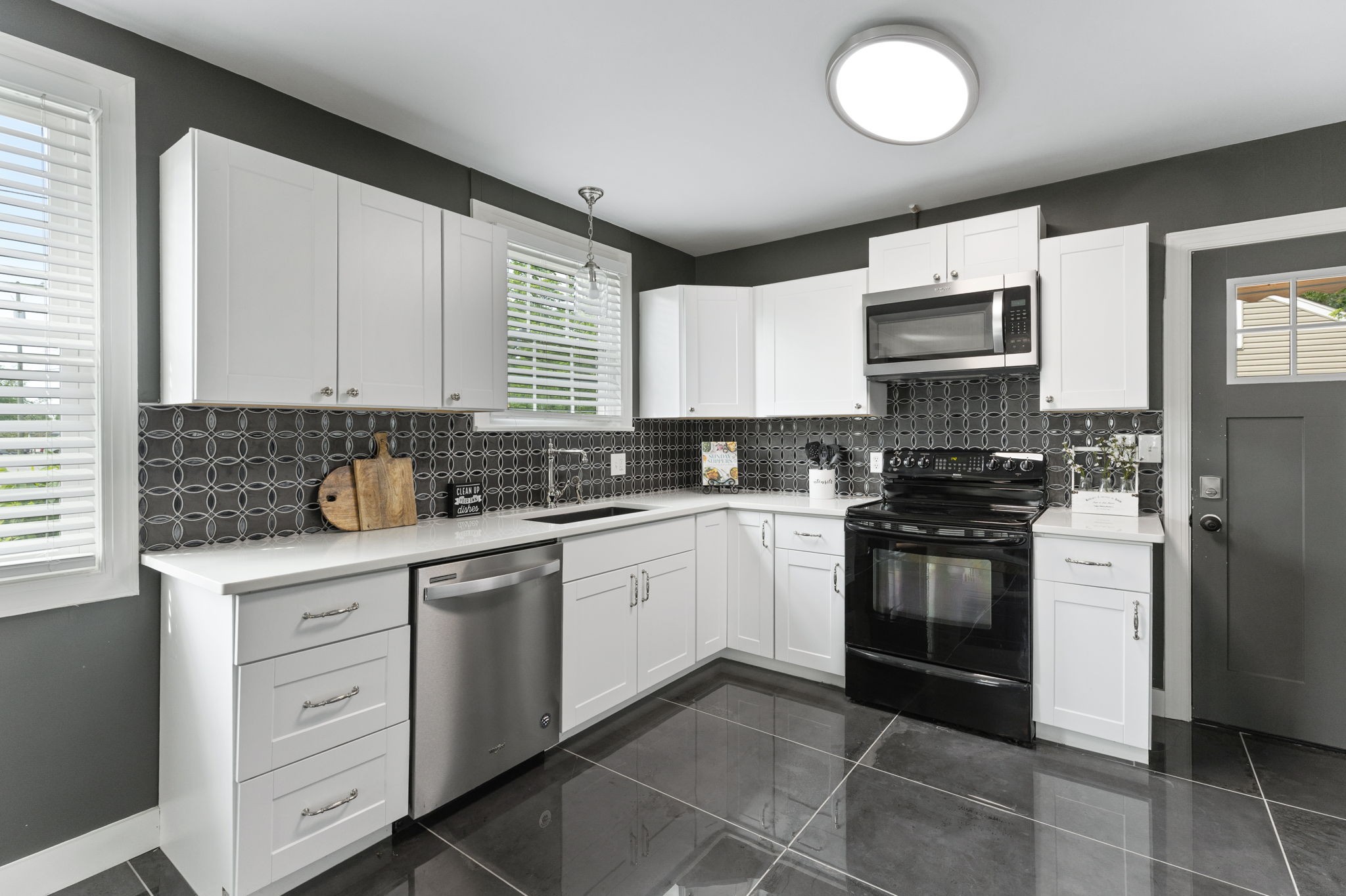 1518 Spence Ct