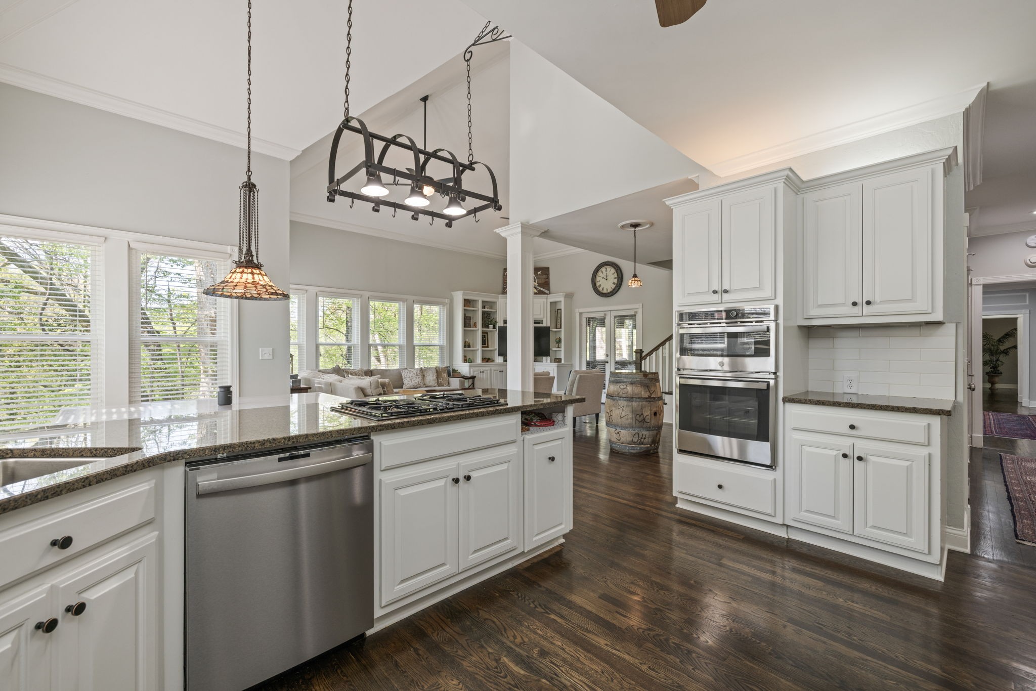 910 Elmington Ct