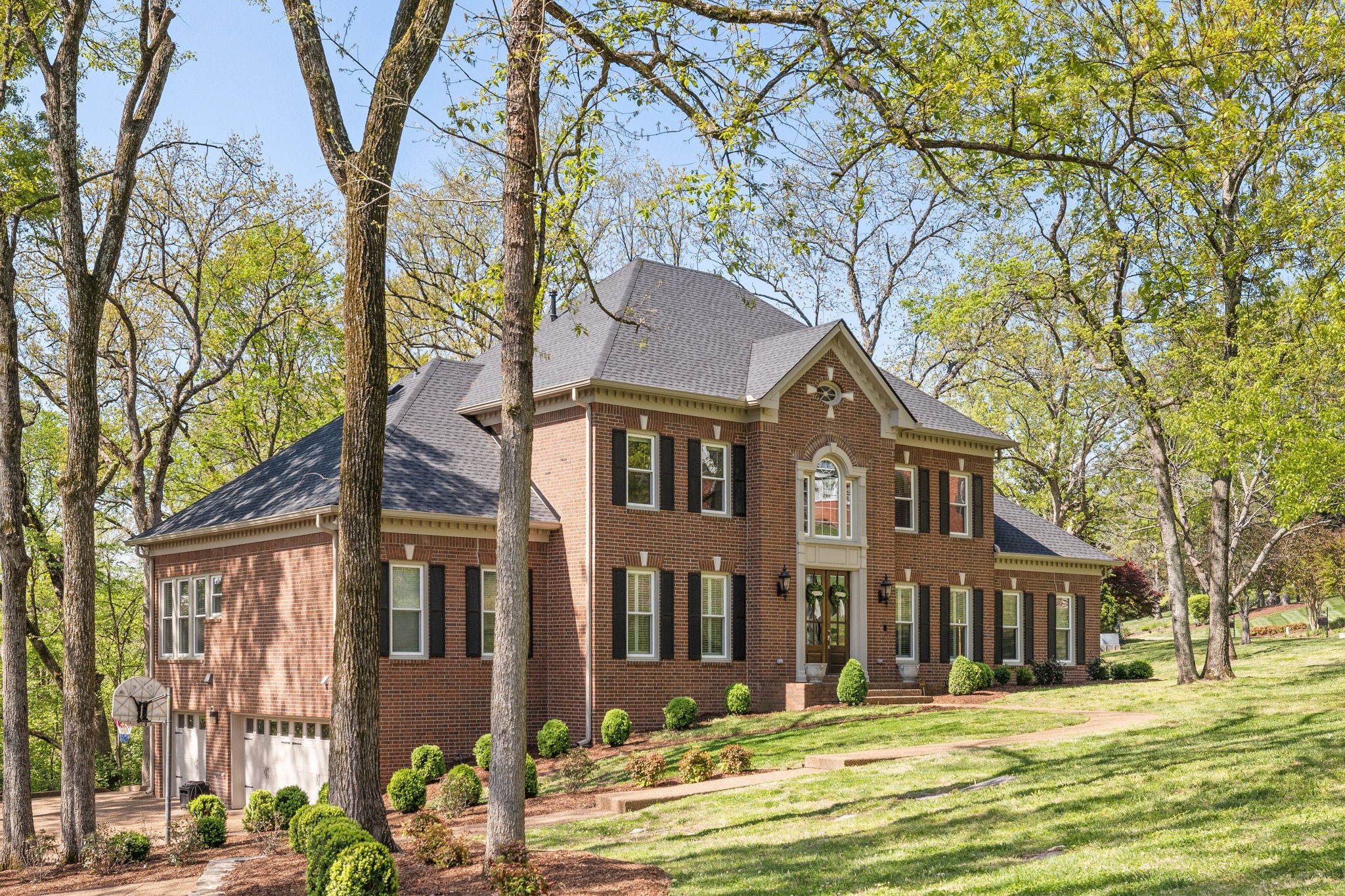 910 Elmington Ct