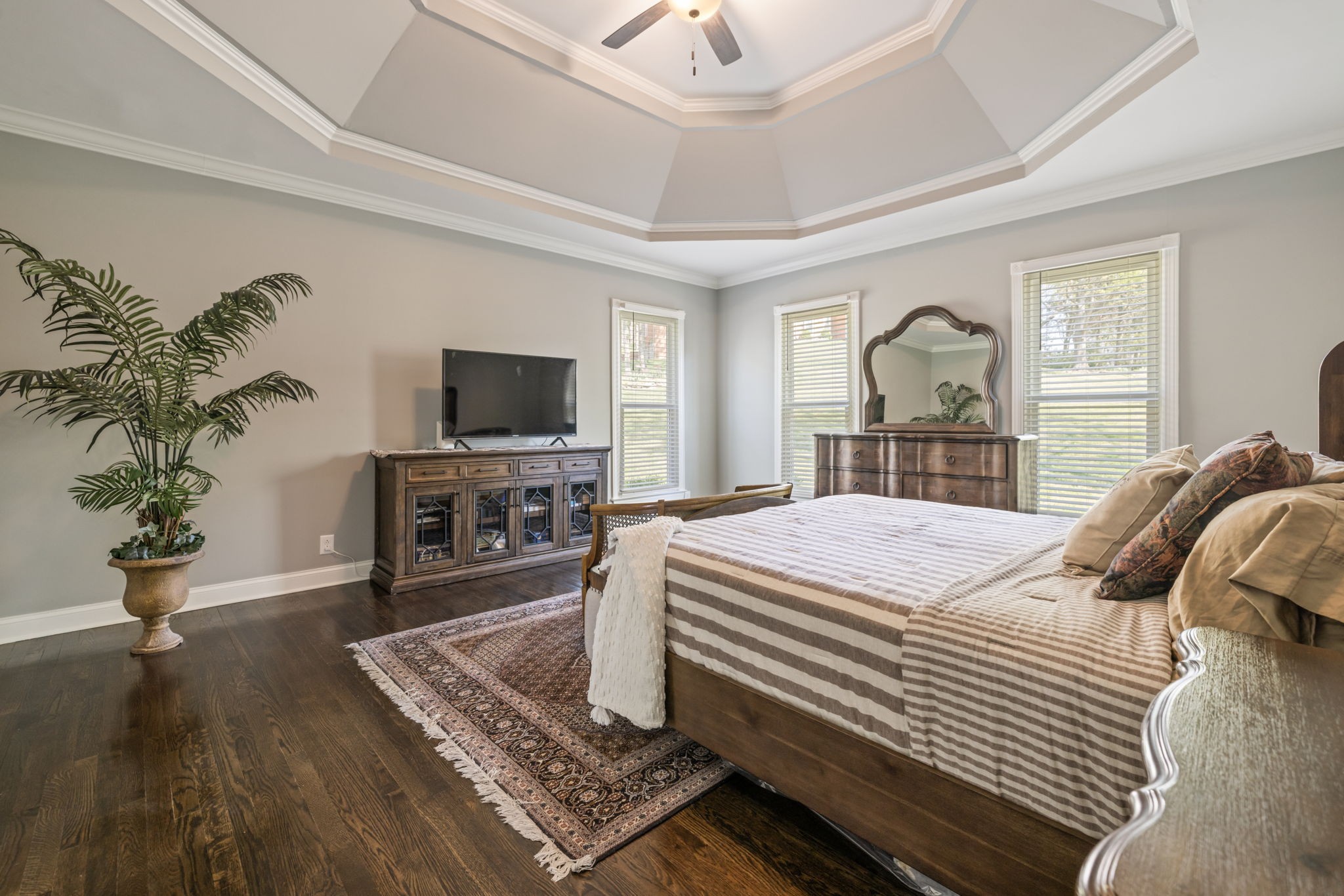 910 Elmington Ct