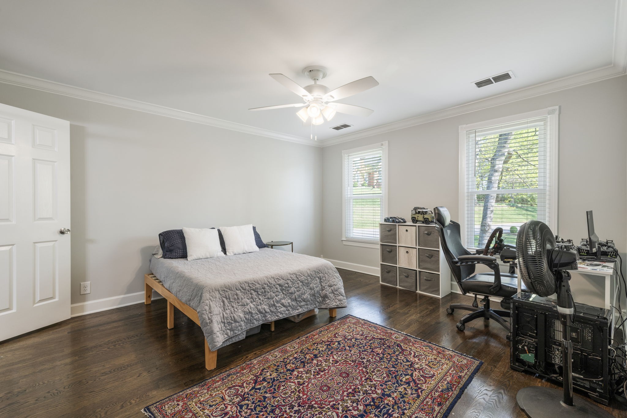 910 Elmington Ct