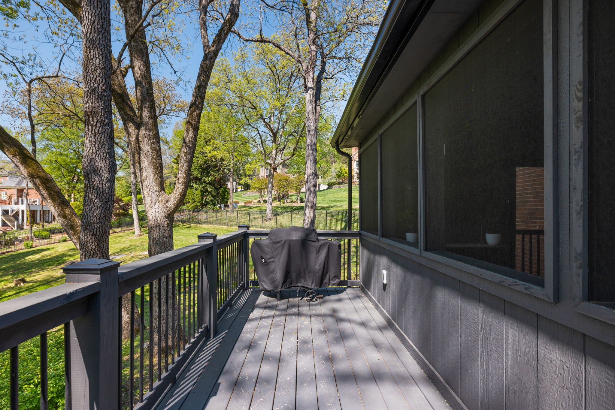 910 Elmington Ct
