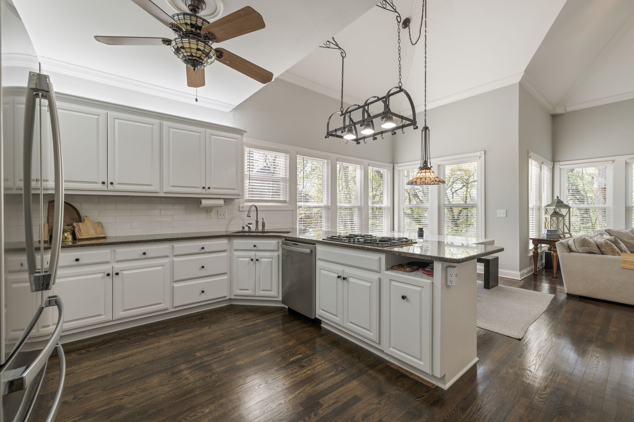 910 Elmington Ct