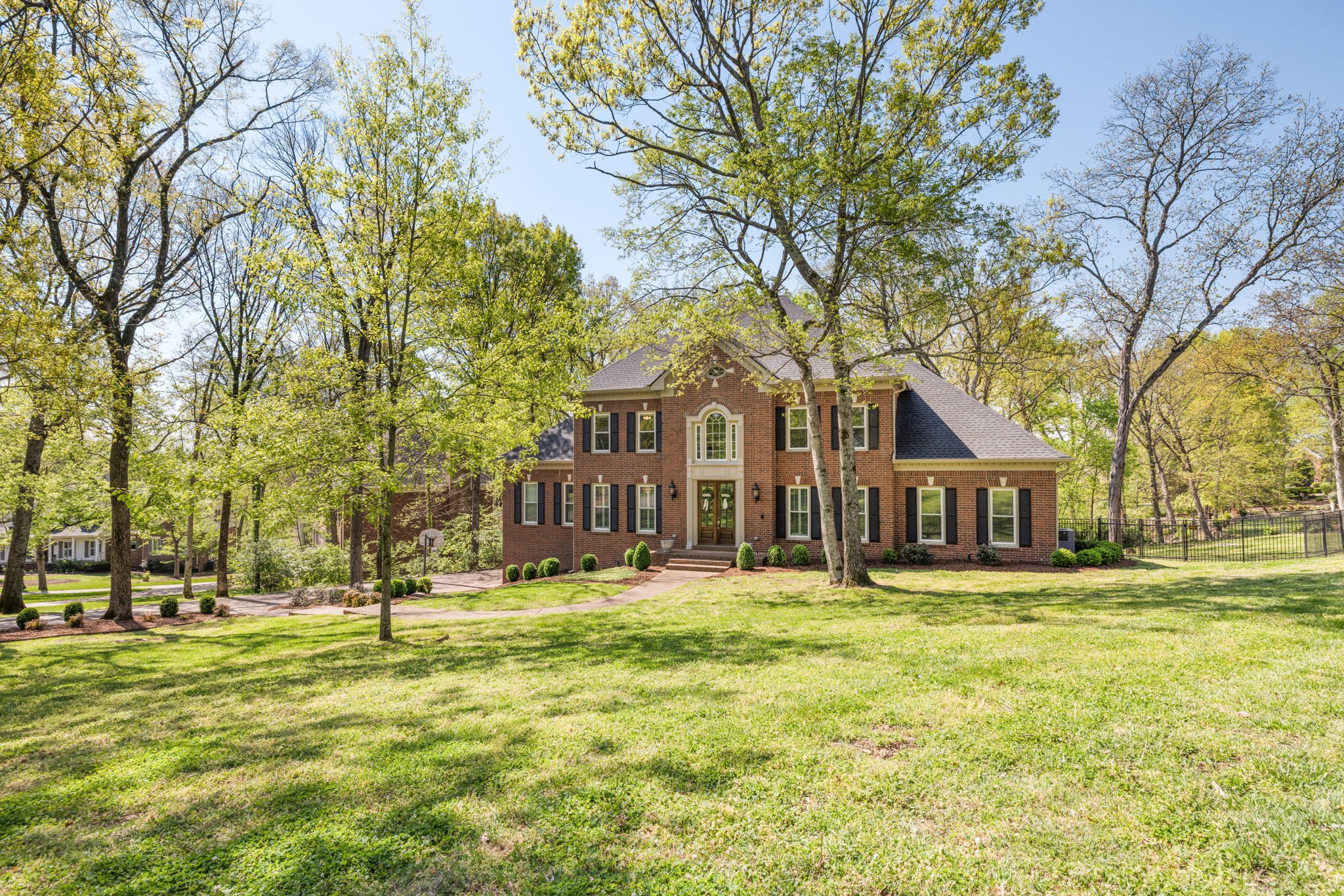 910 Elmington Ct