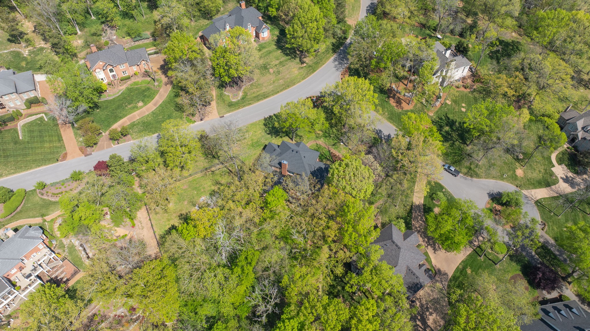 910 Elmington Ct