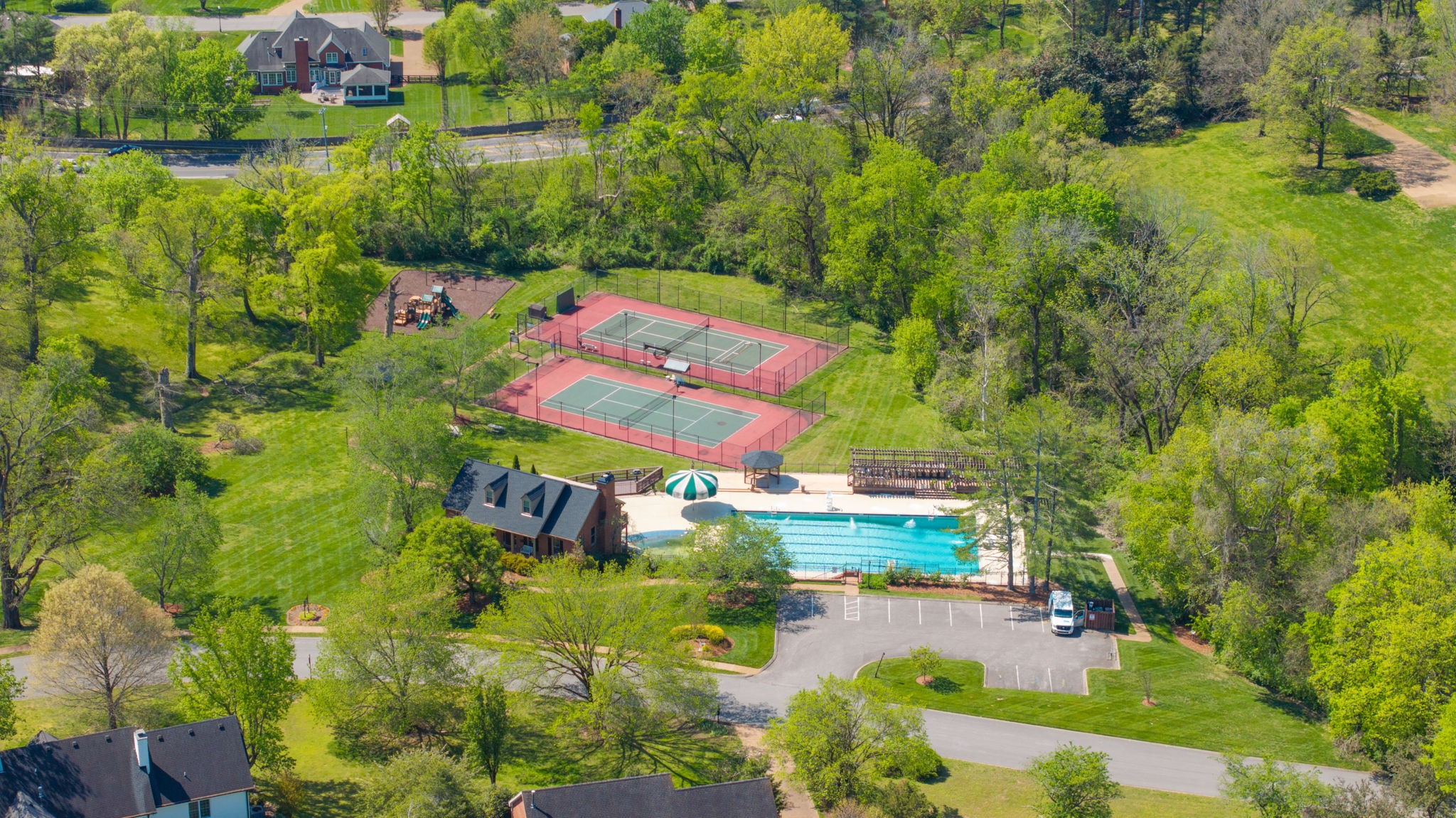 910 Elmington Ct