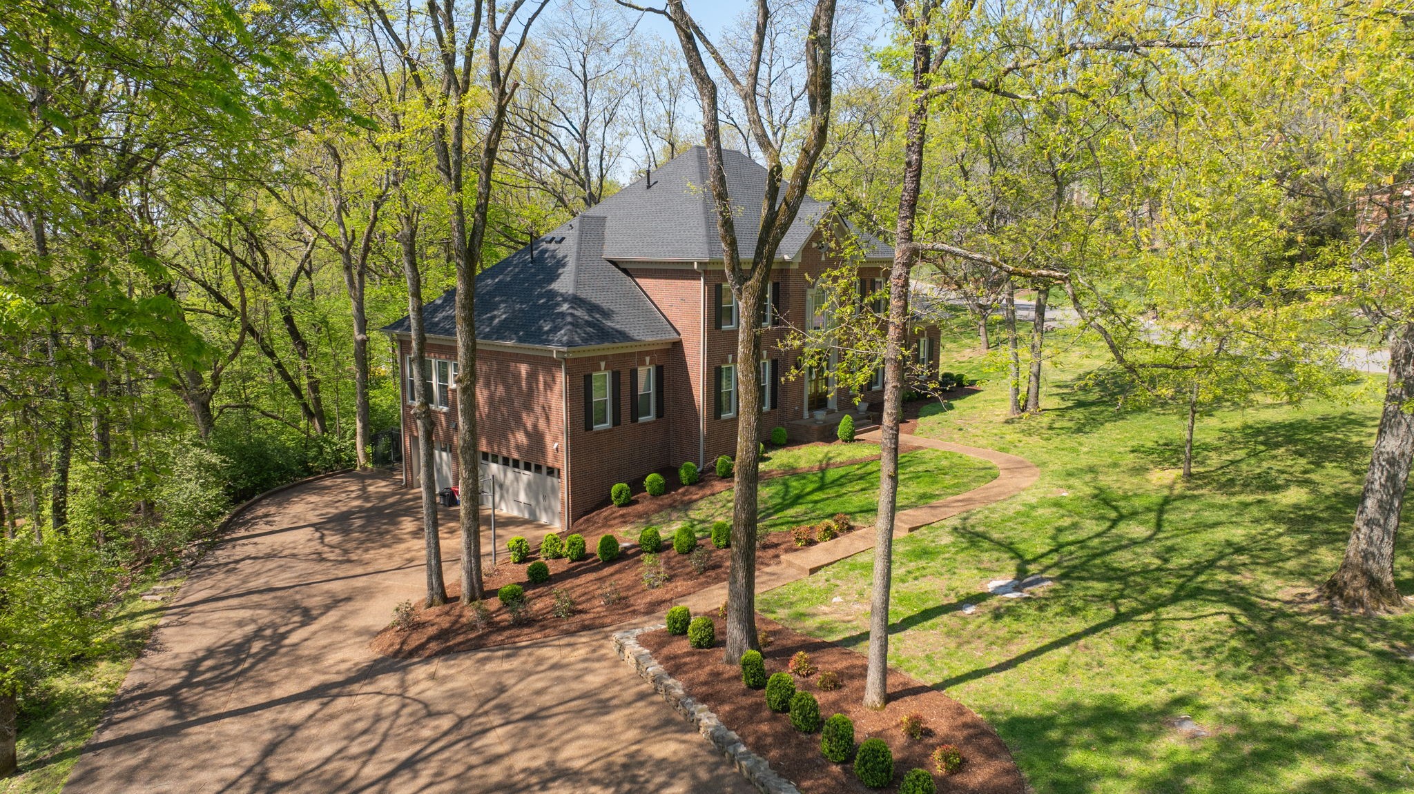 910 Elmington Ct