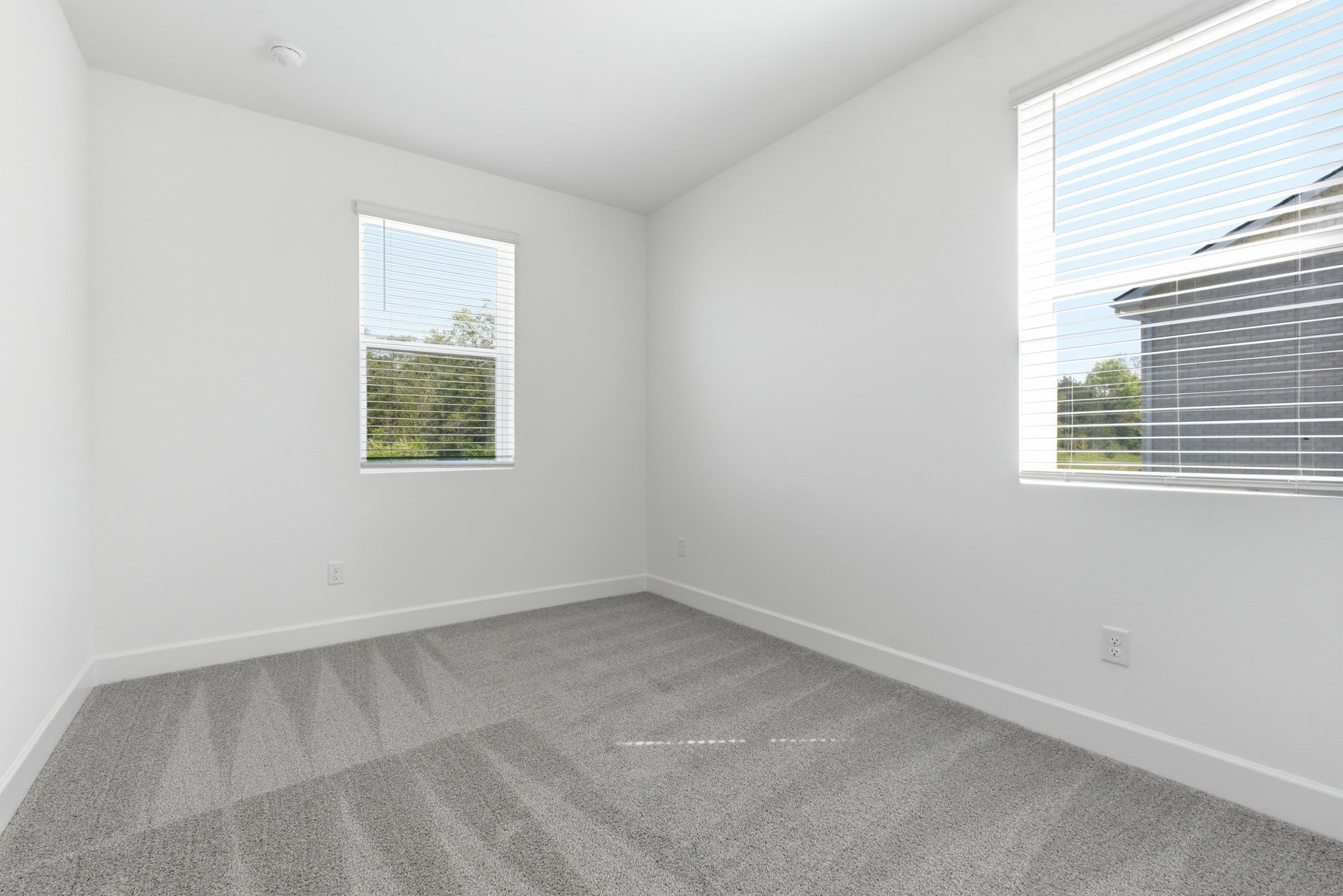 320 Lynwood Station Blvd