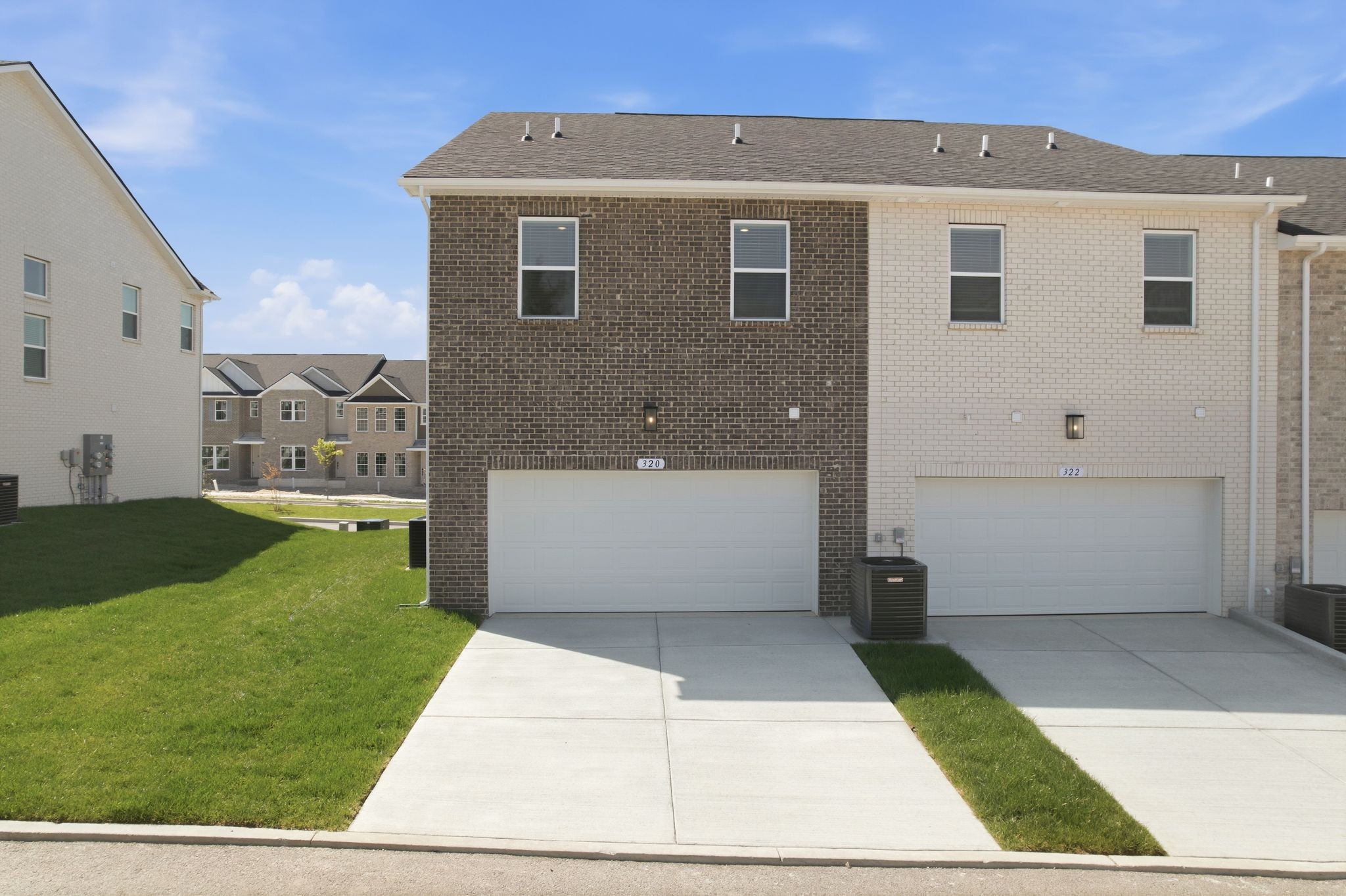 320 Lynwood Station Blvd