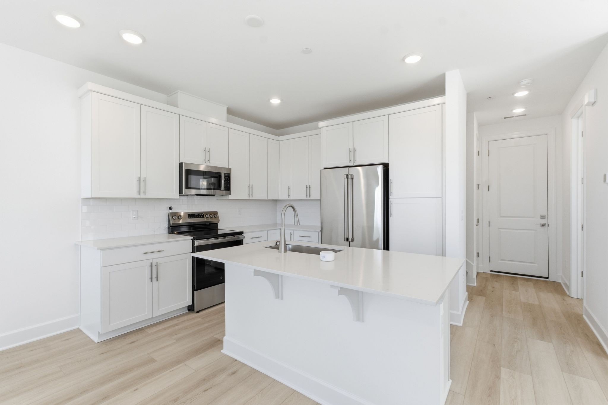 320 Lynwood Station Blvd