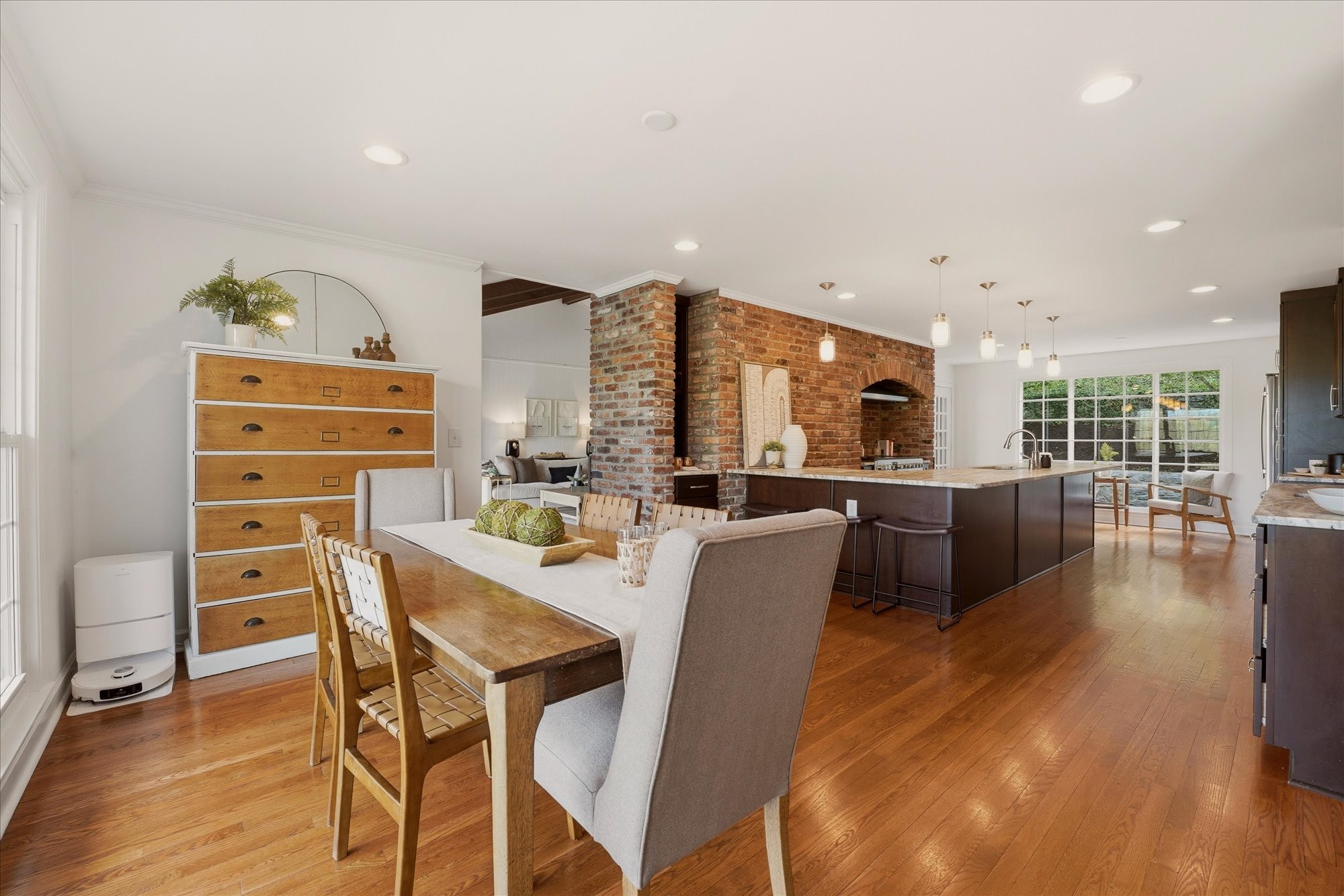 1241 Jefferson Davis Dr