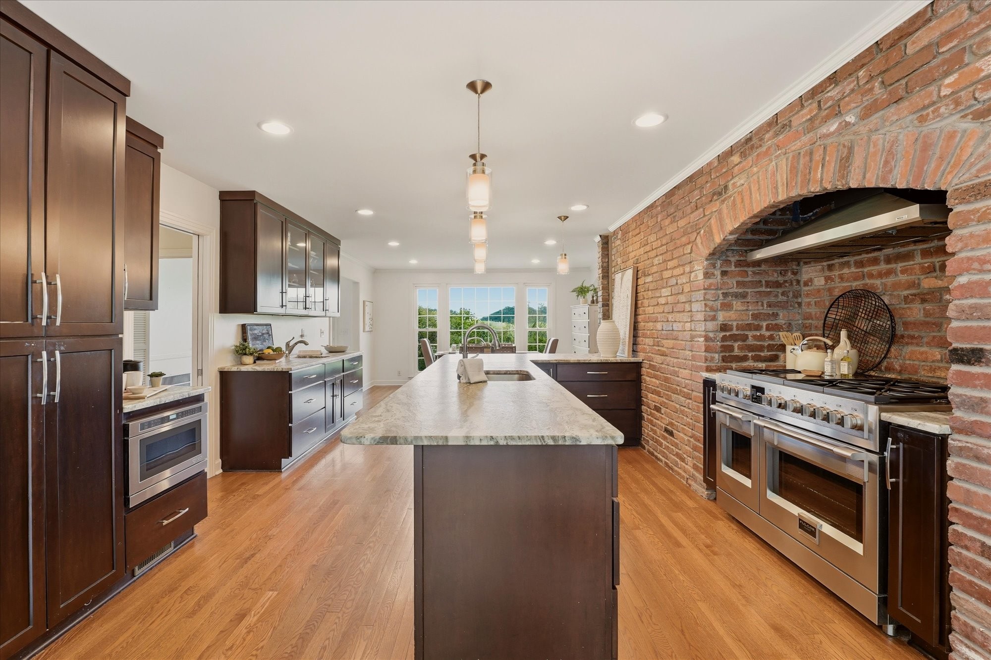 1241 Jefferson Davis Dr