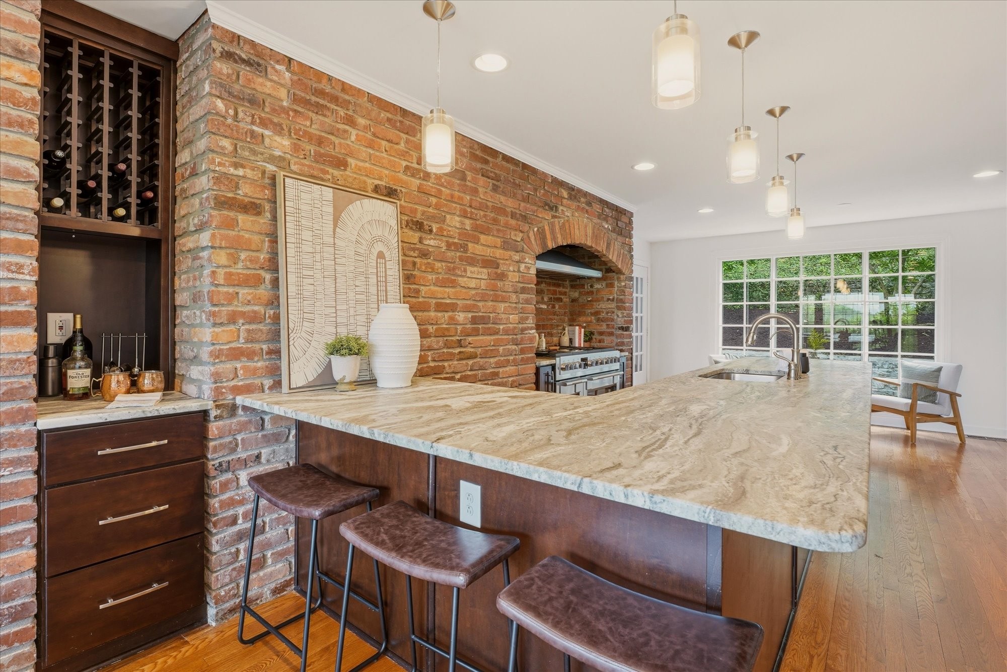 1241 Jefferson Davis Dr