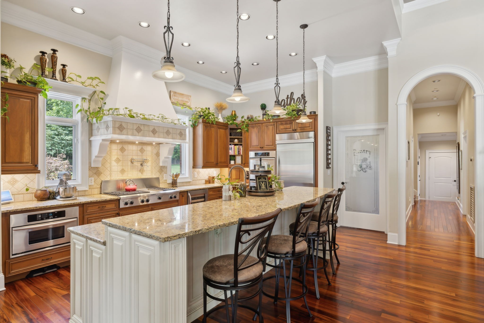 2526 Bearden Rd
