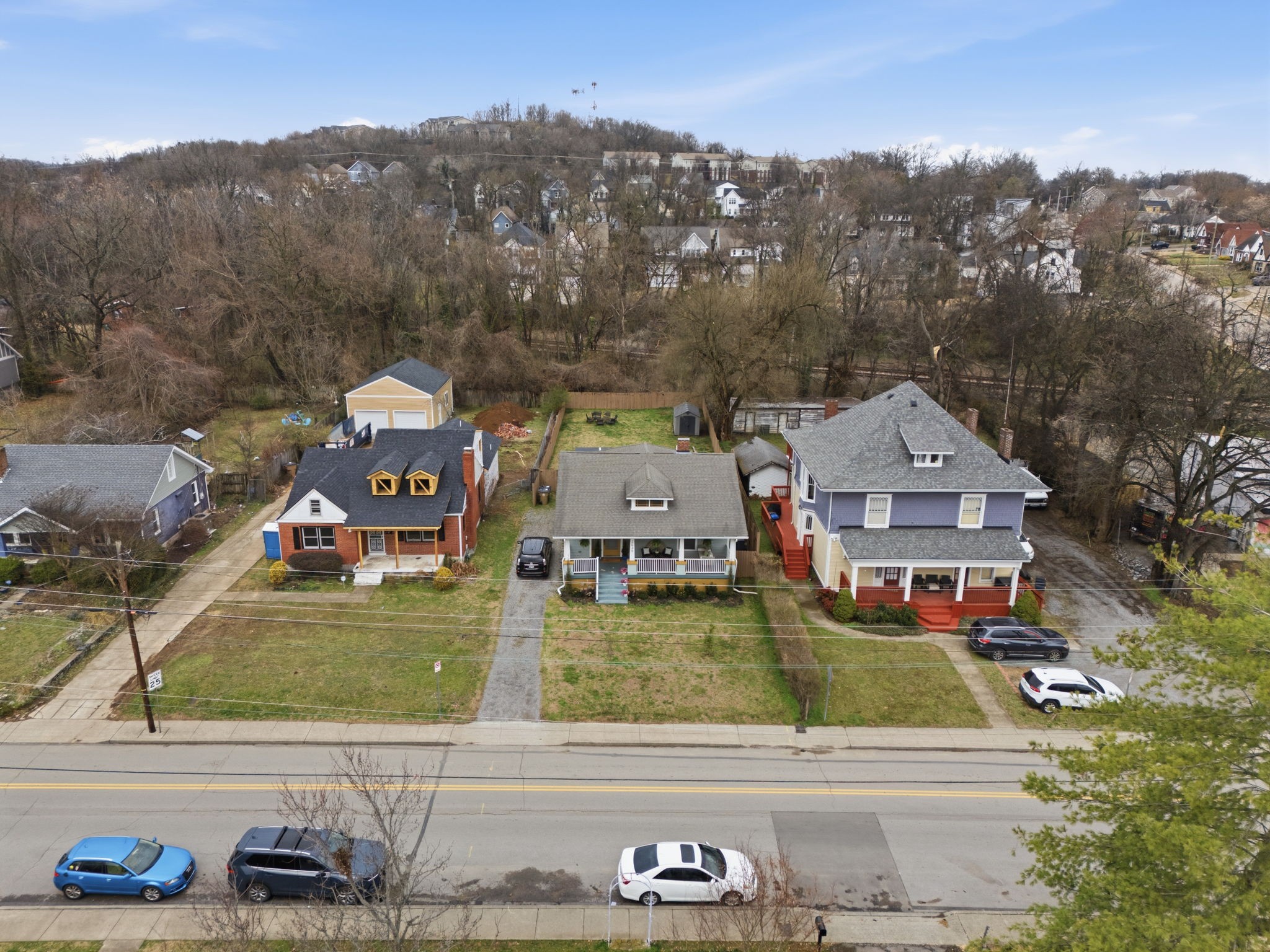 2035 Greenwood Ave