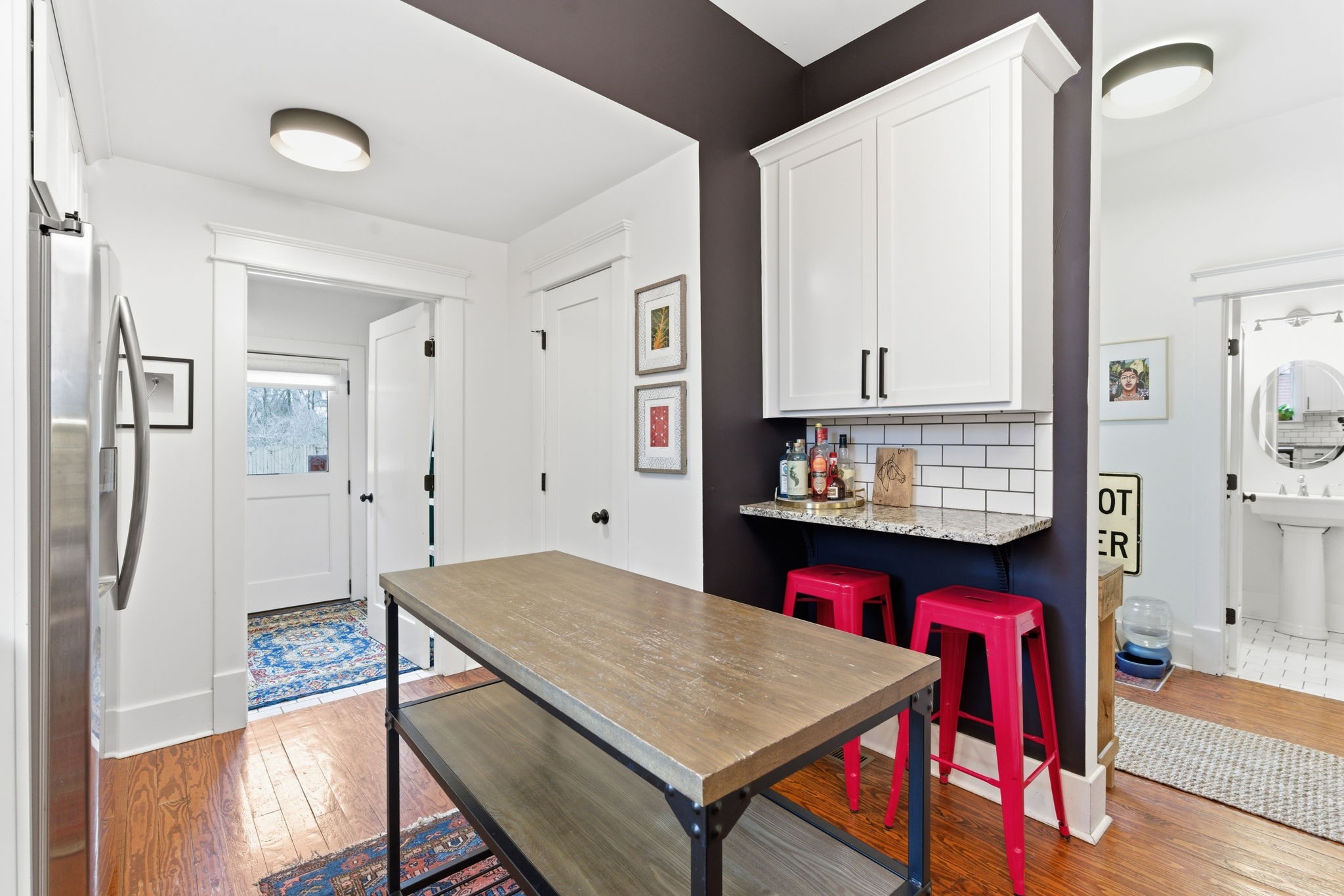 2035 Greenwood Ave