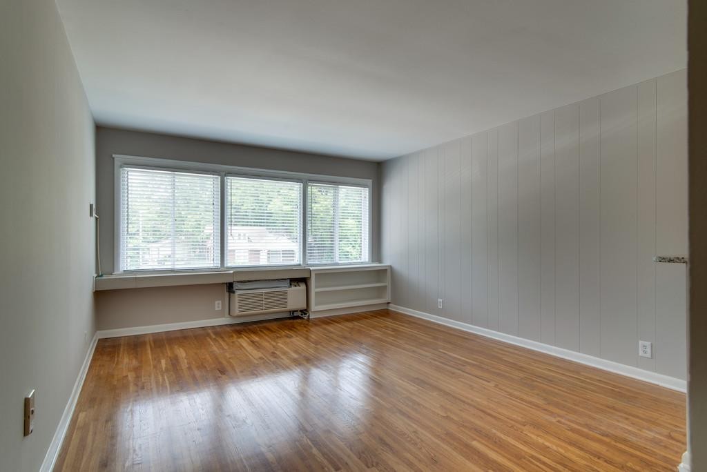 2020 Beech Ave Unit: C19