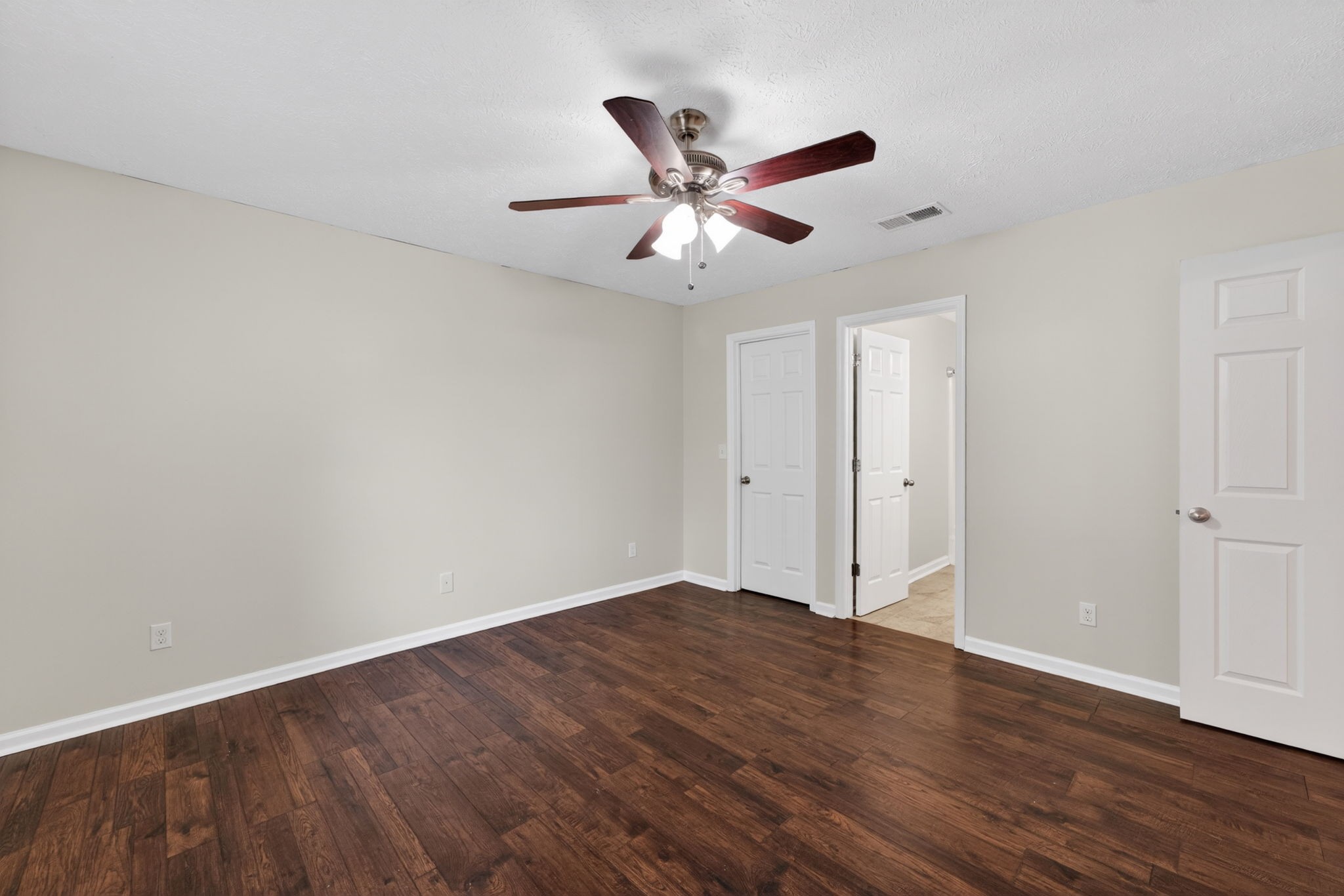 110 Vanessa Ct