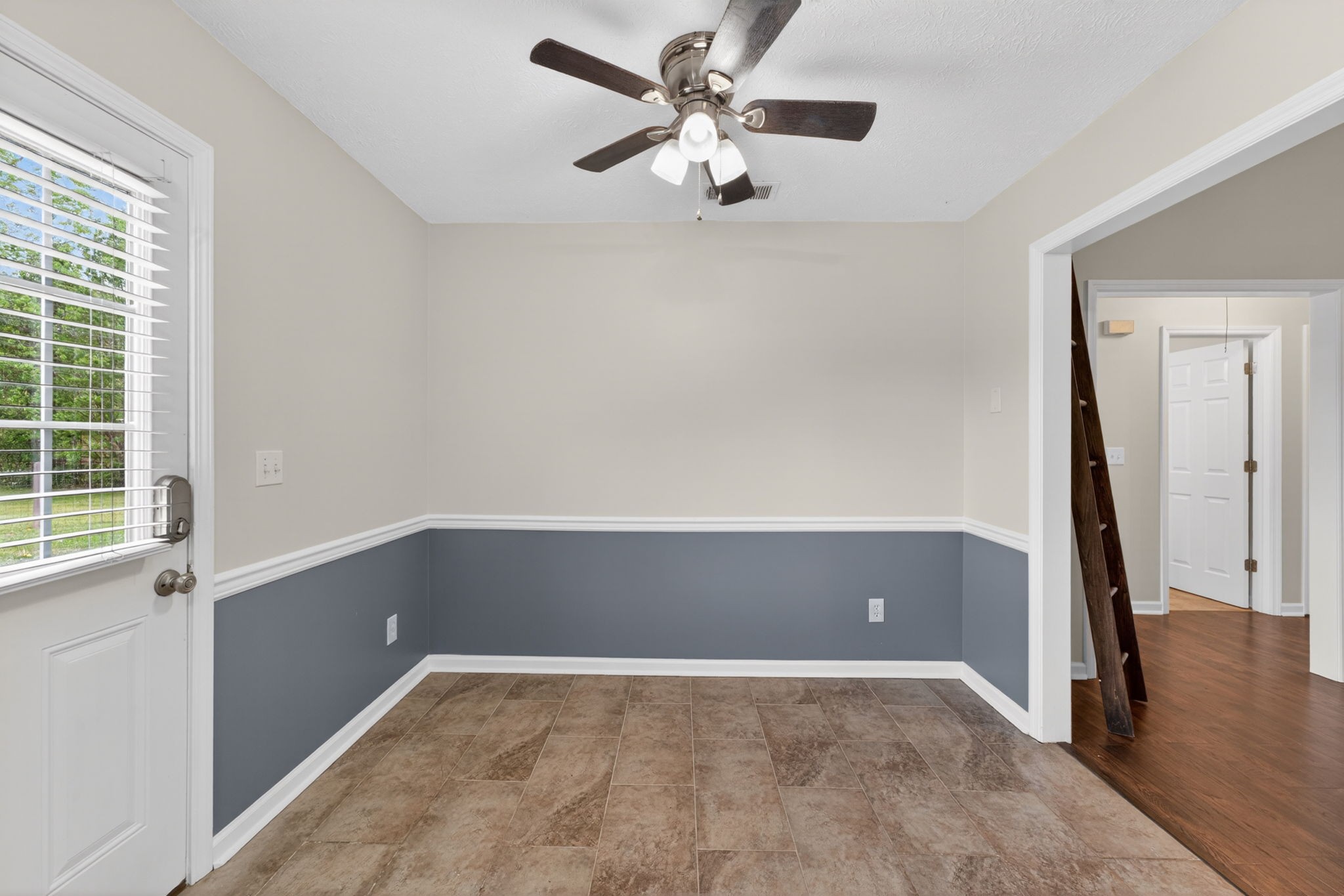 110 Vanessa Ct