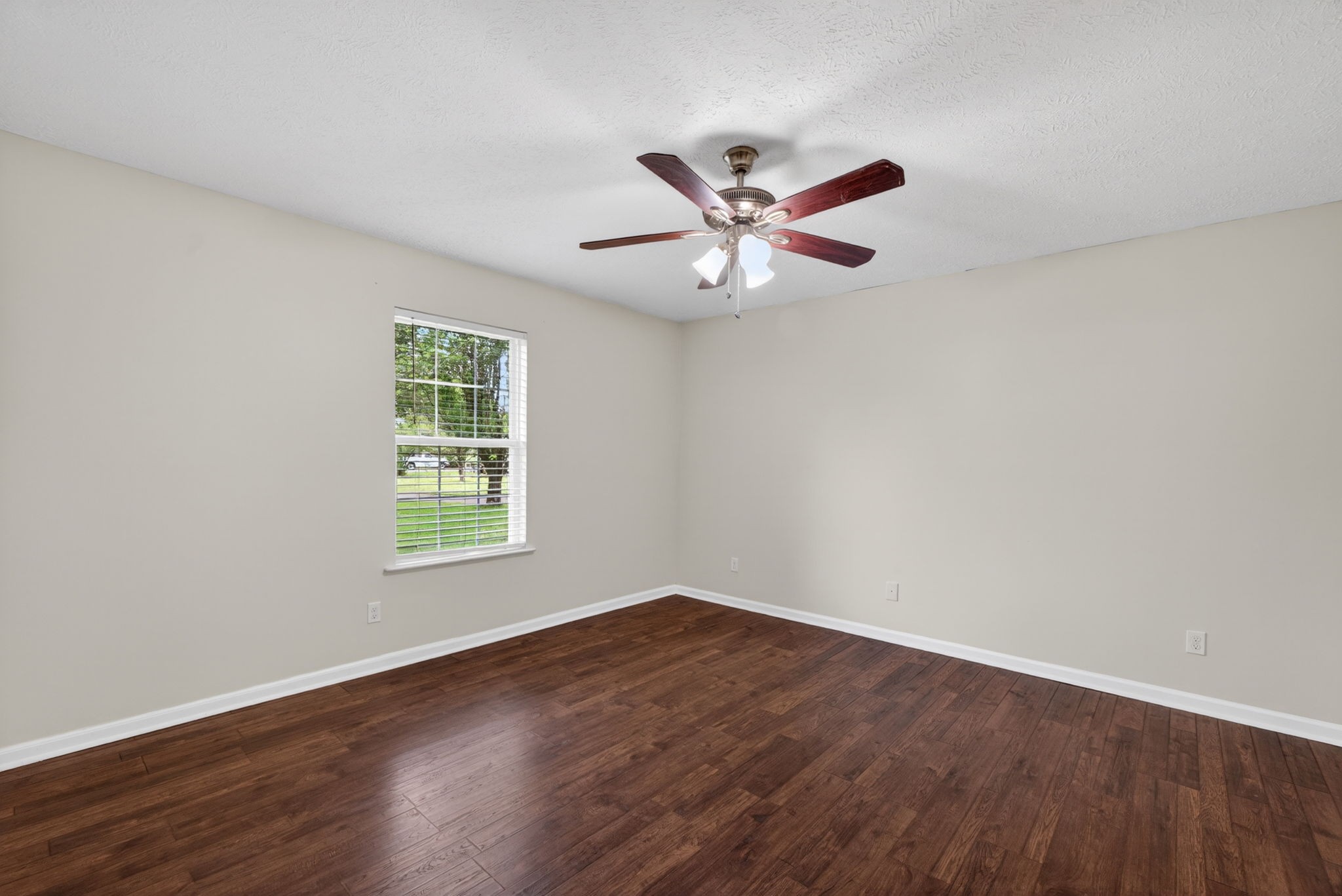 110 Vanessa Ct