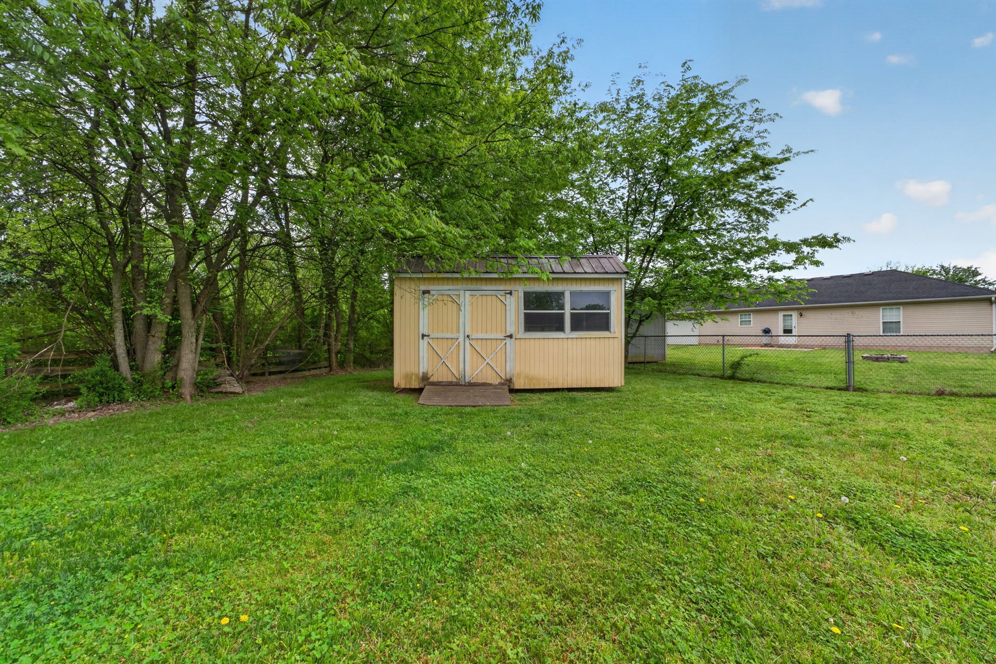110 Vanessa Ct