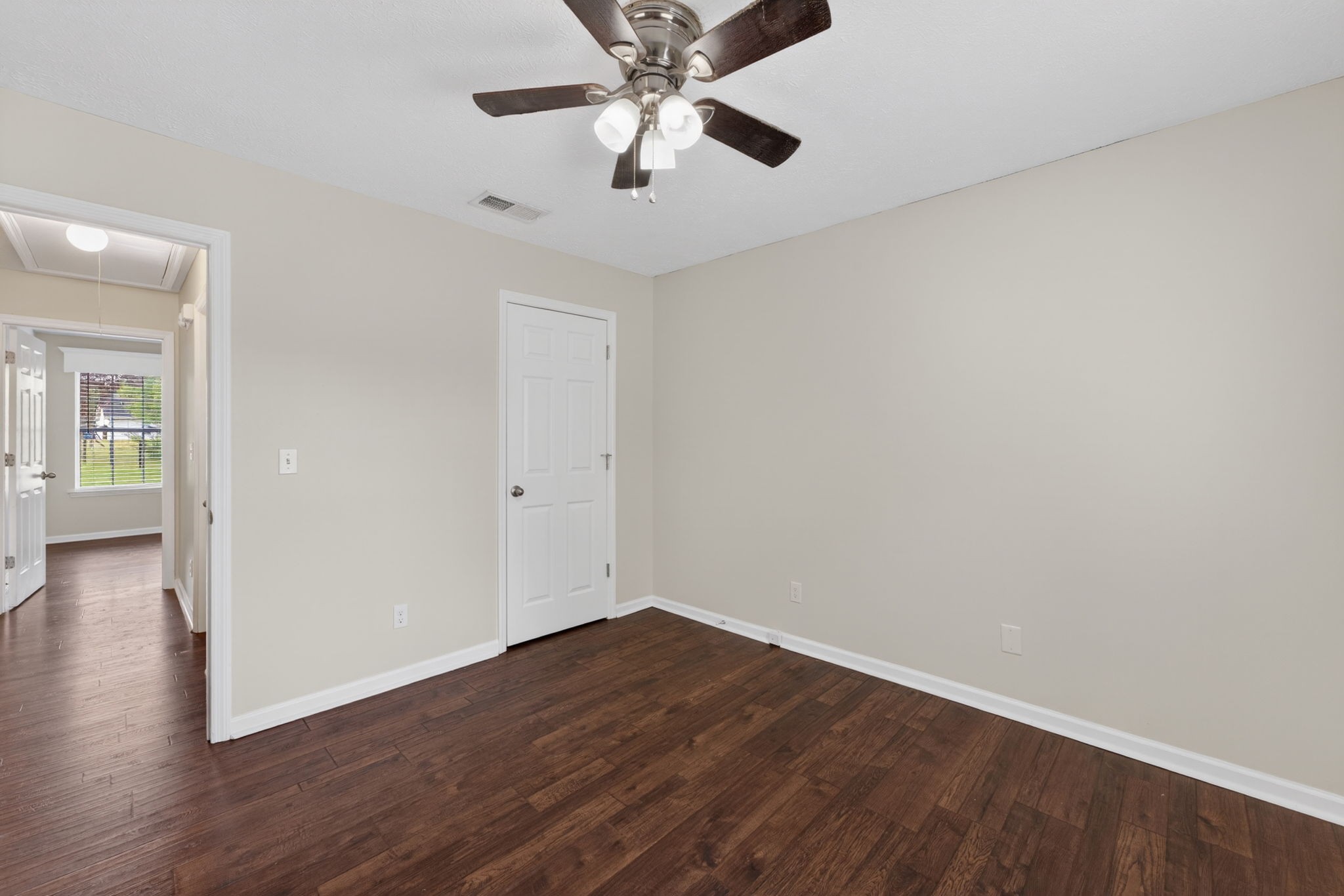 110 Vanessa Ct