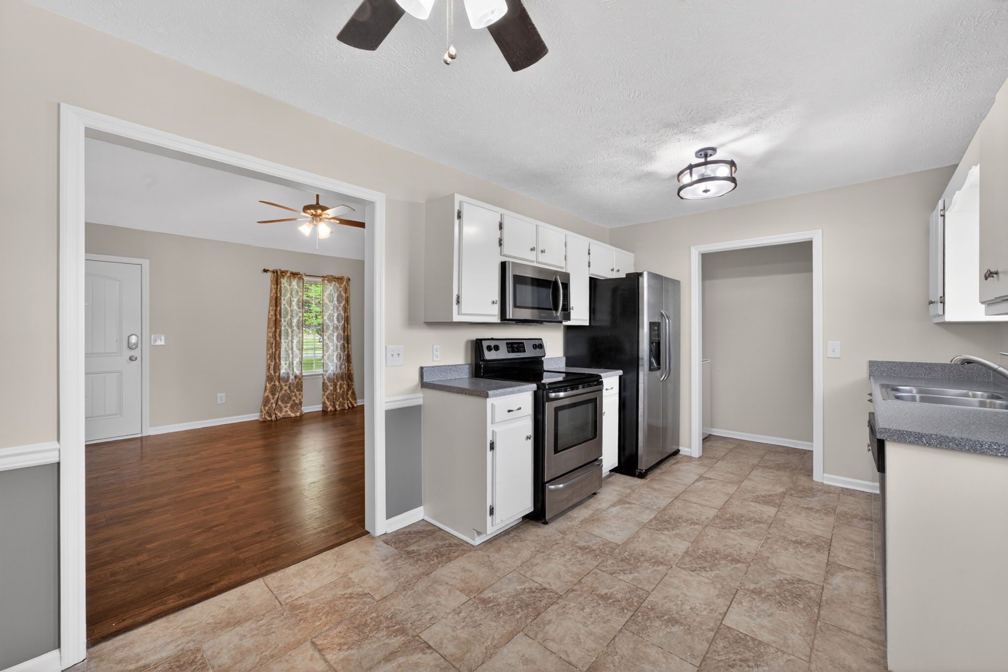 110 Vanessa Ct