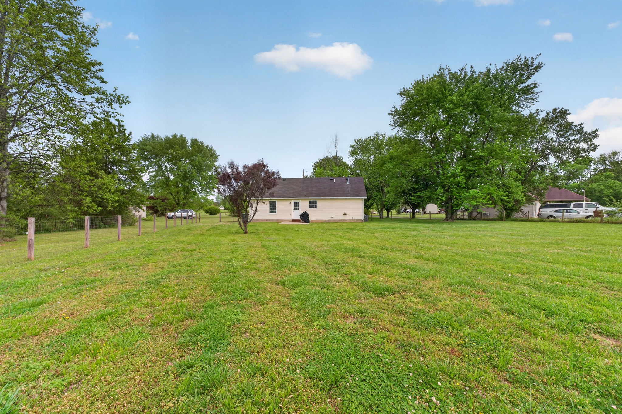 110 Vanessa Ct