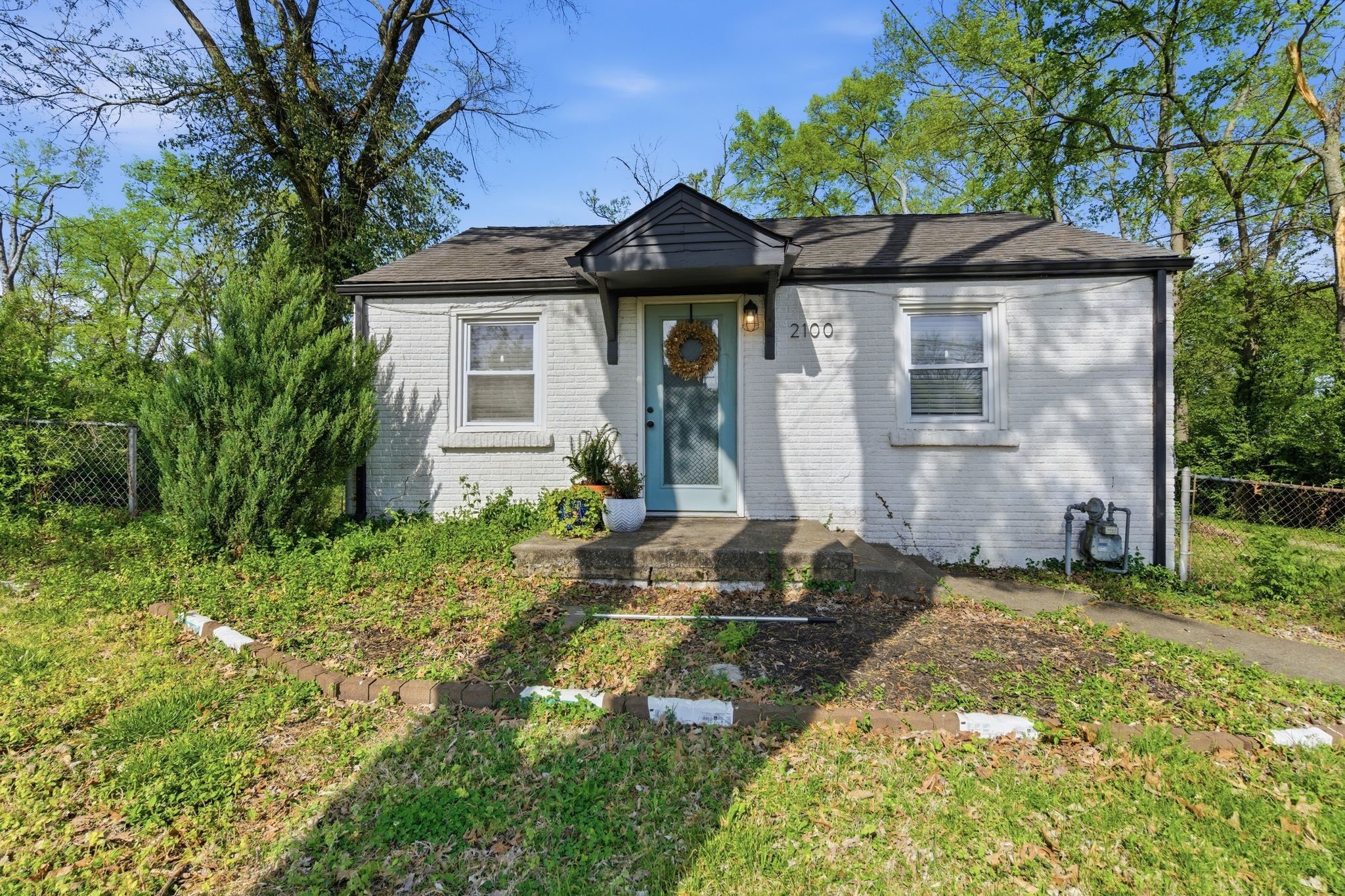 2100 Jones Ave