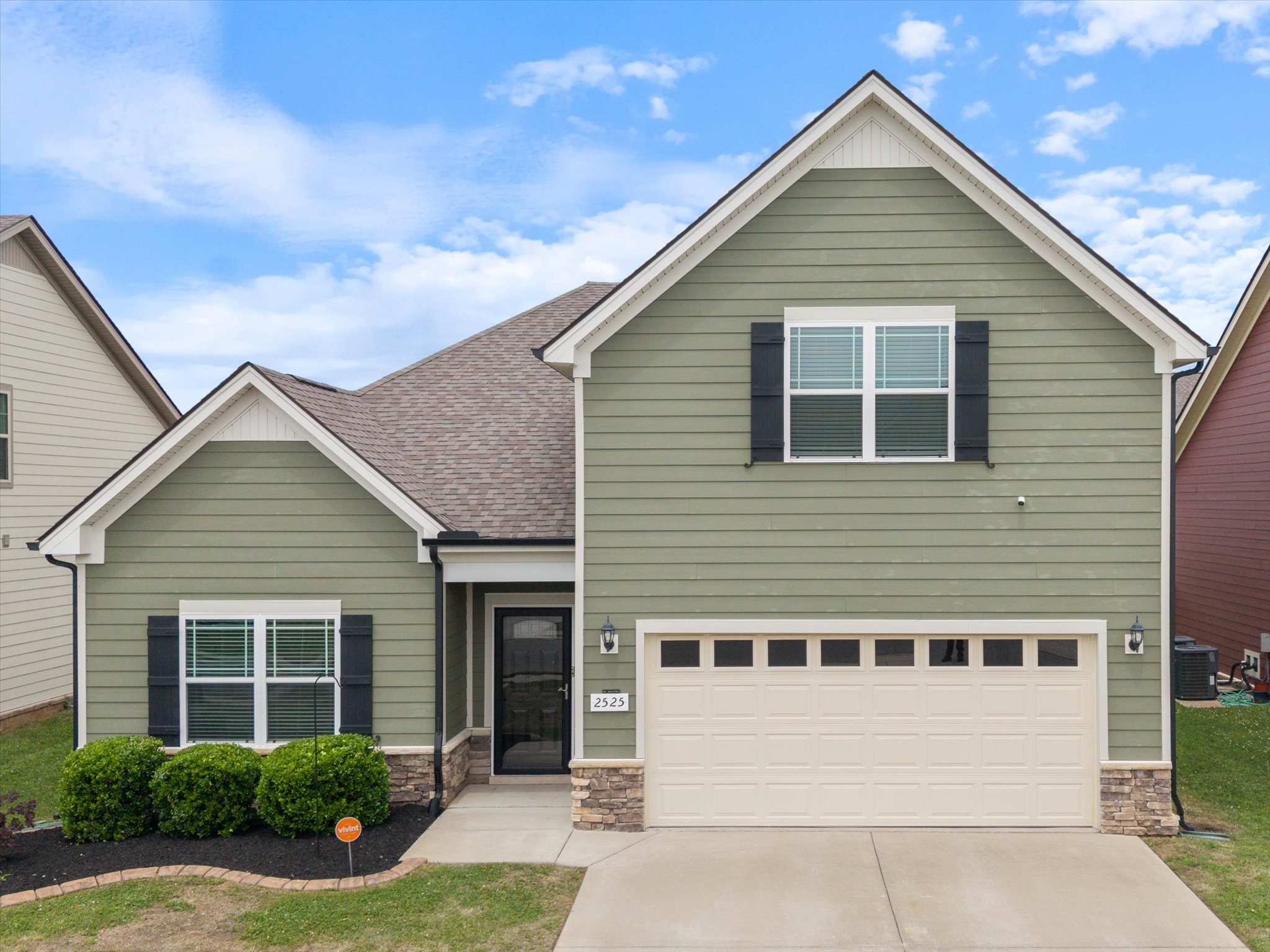 2525 Hollis Dr