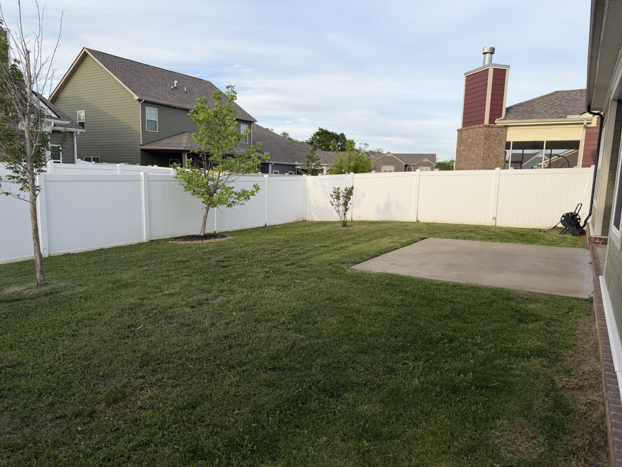 2525 Hollis Dr