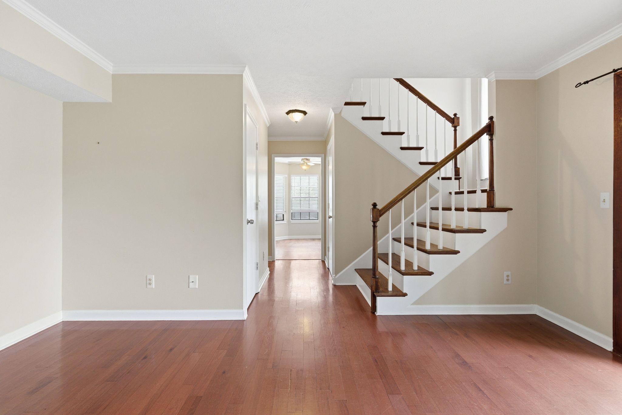 515 Chesterfield Ave Unit: F