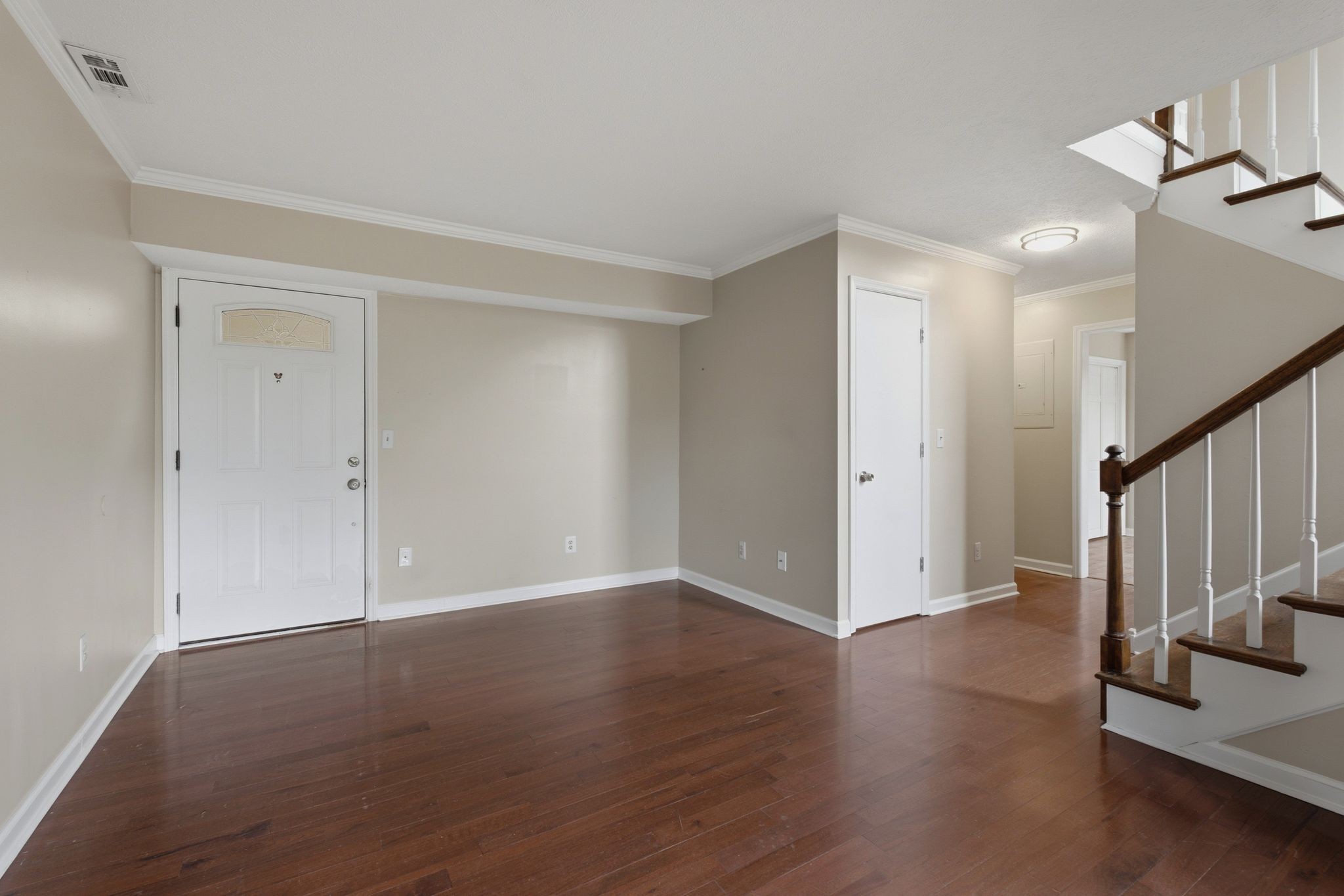 515 Chesterfield Ave Unit: F
