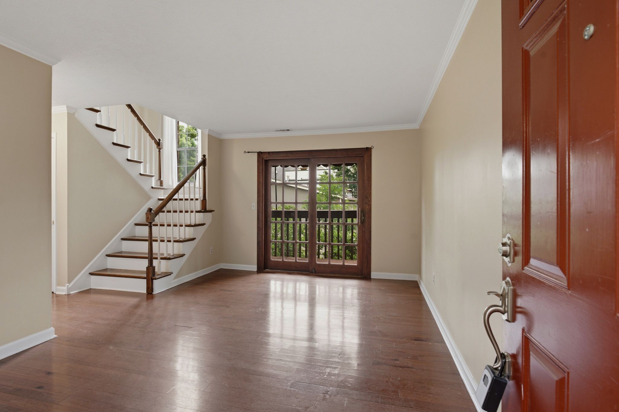 515 Chesterfield Ave Unit: F