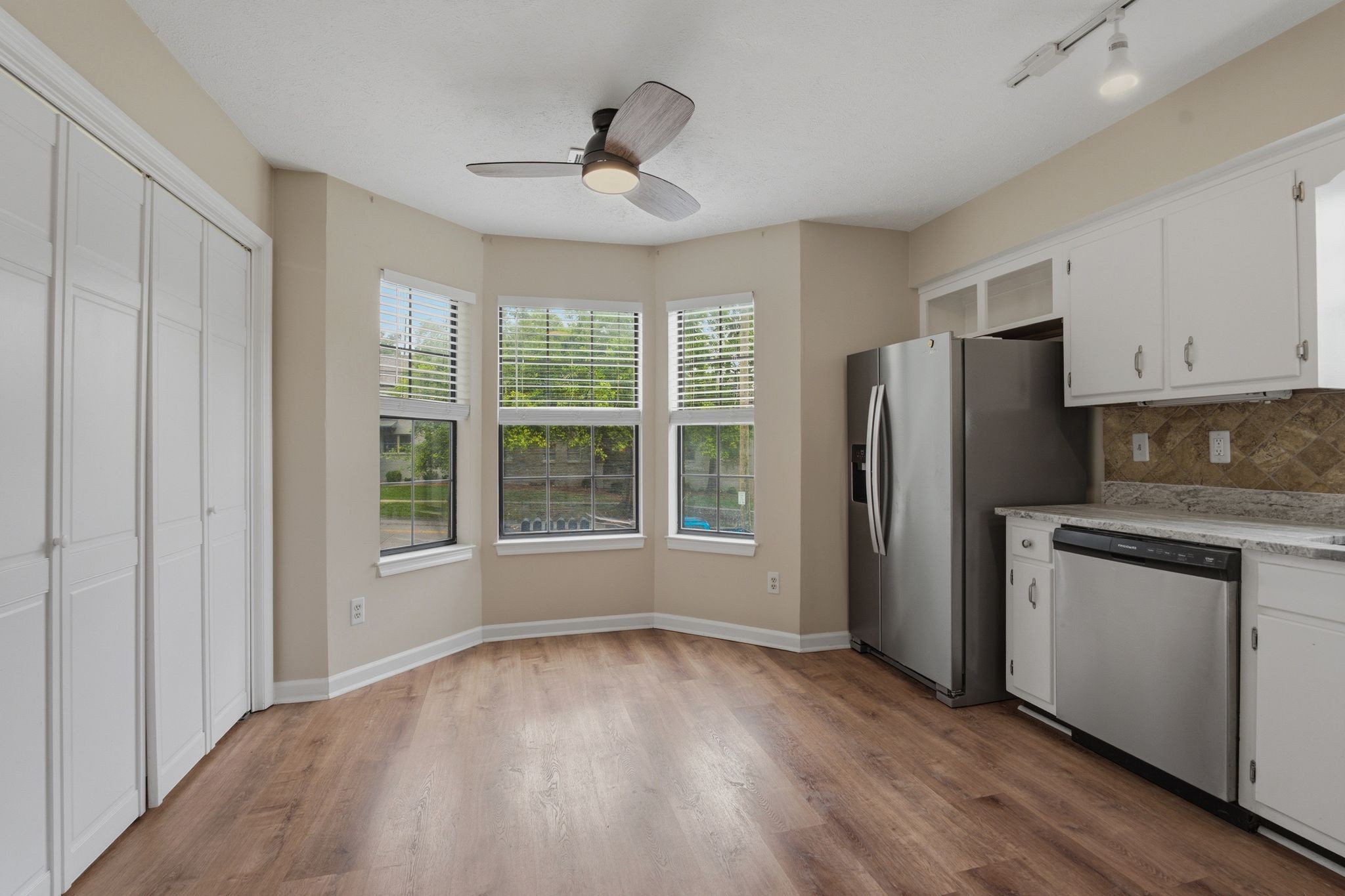 515 Chesterfield Ave Unit: F