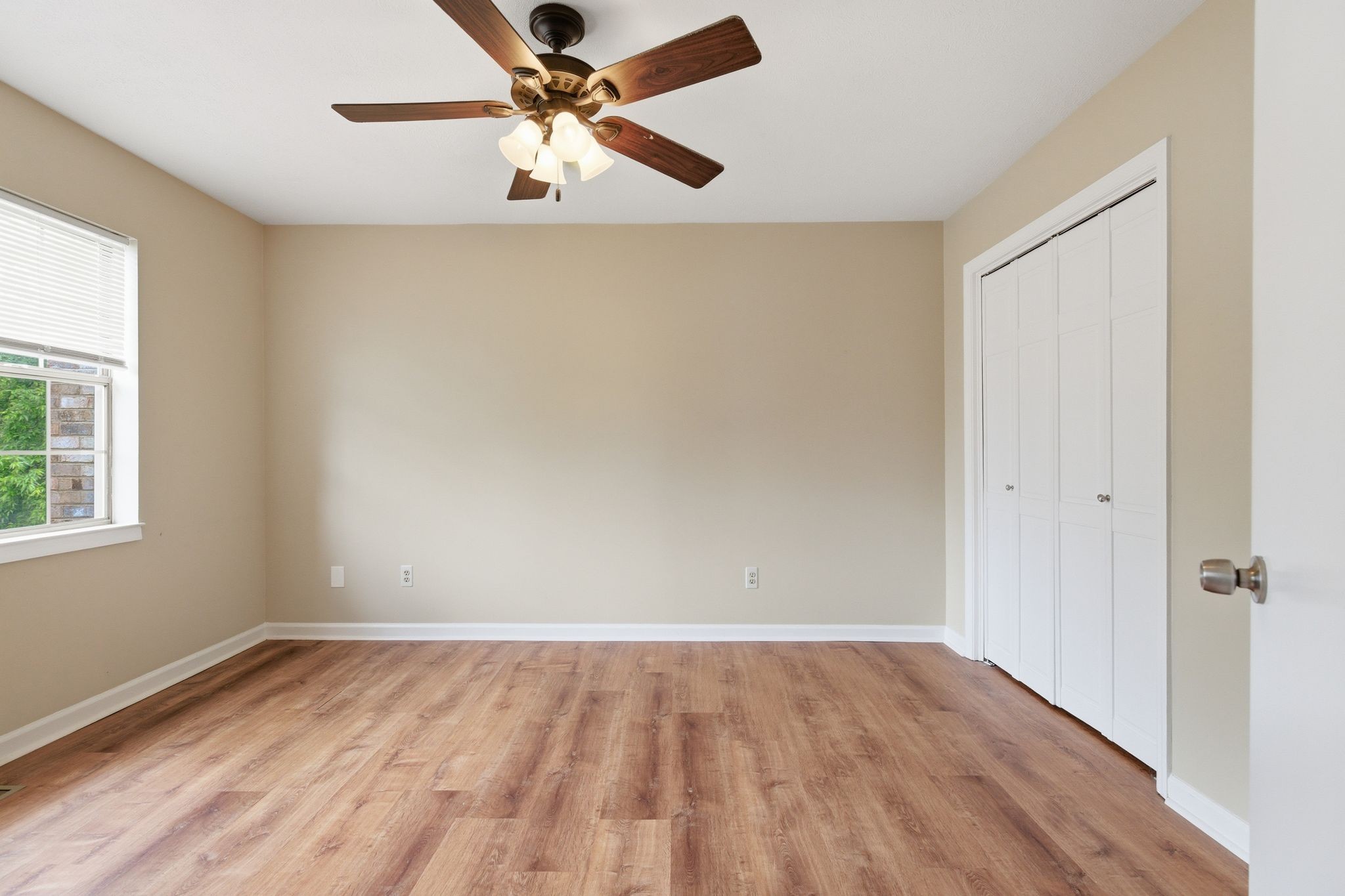 515 Chesterfield Ave Unit: F