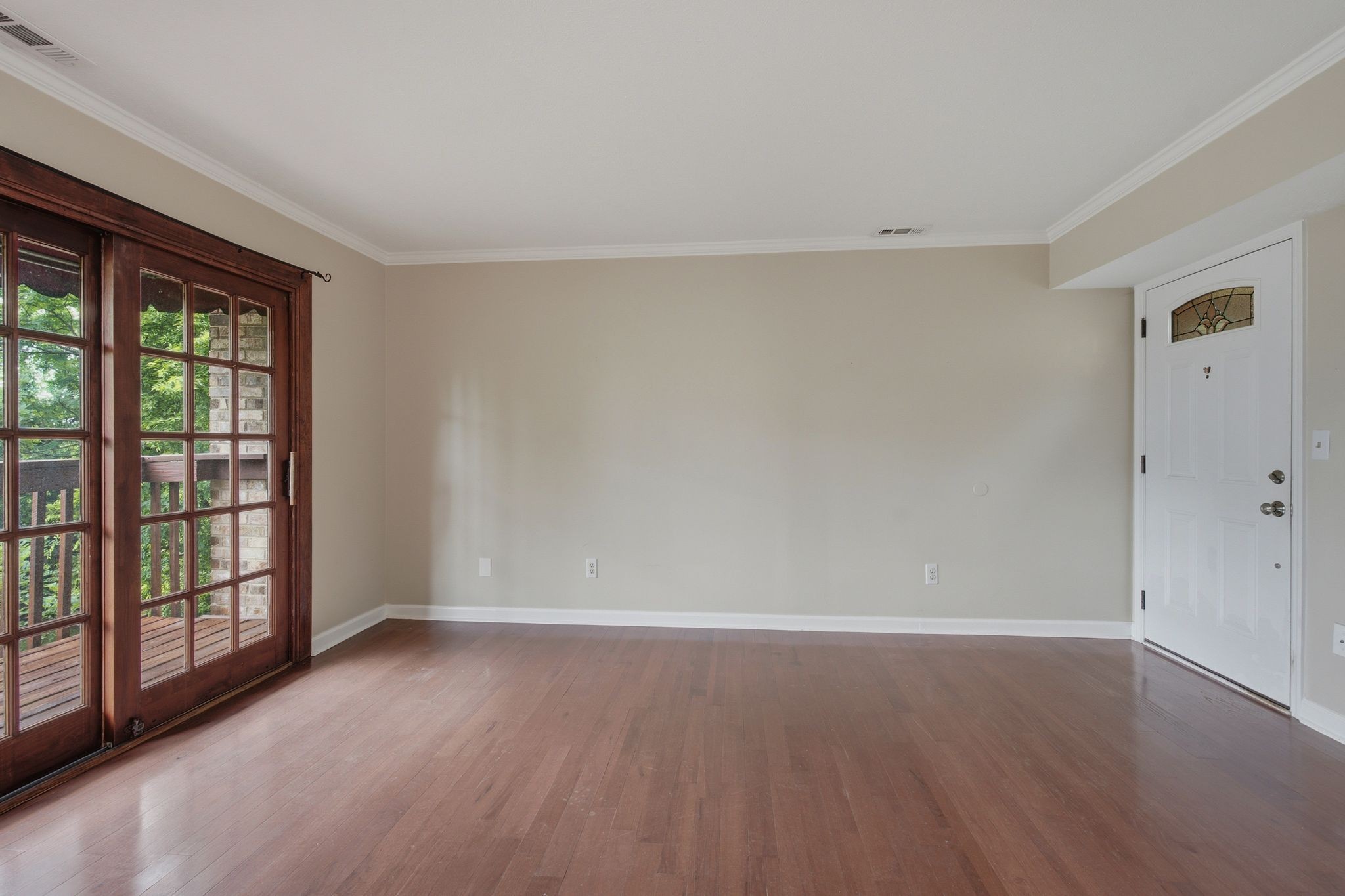 515 Chesterfield Ave Unit: F