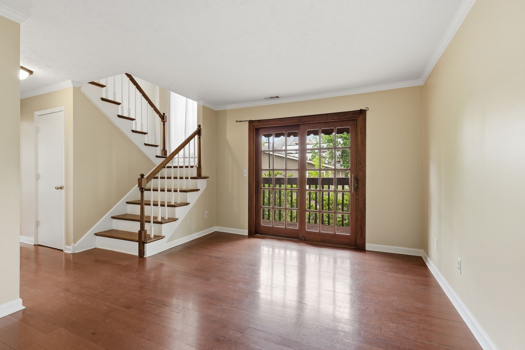 515 Chesterfield Ave Unit: F