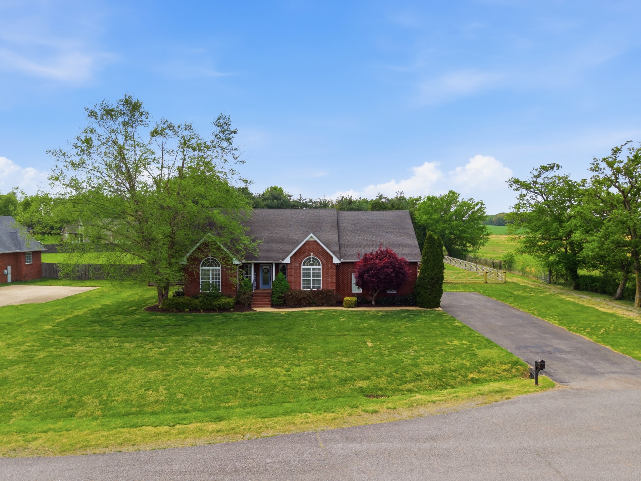 1013 Weiss Rd