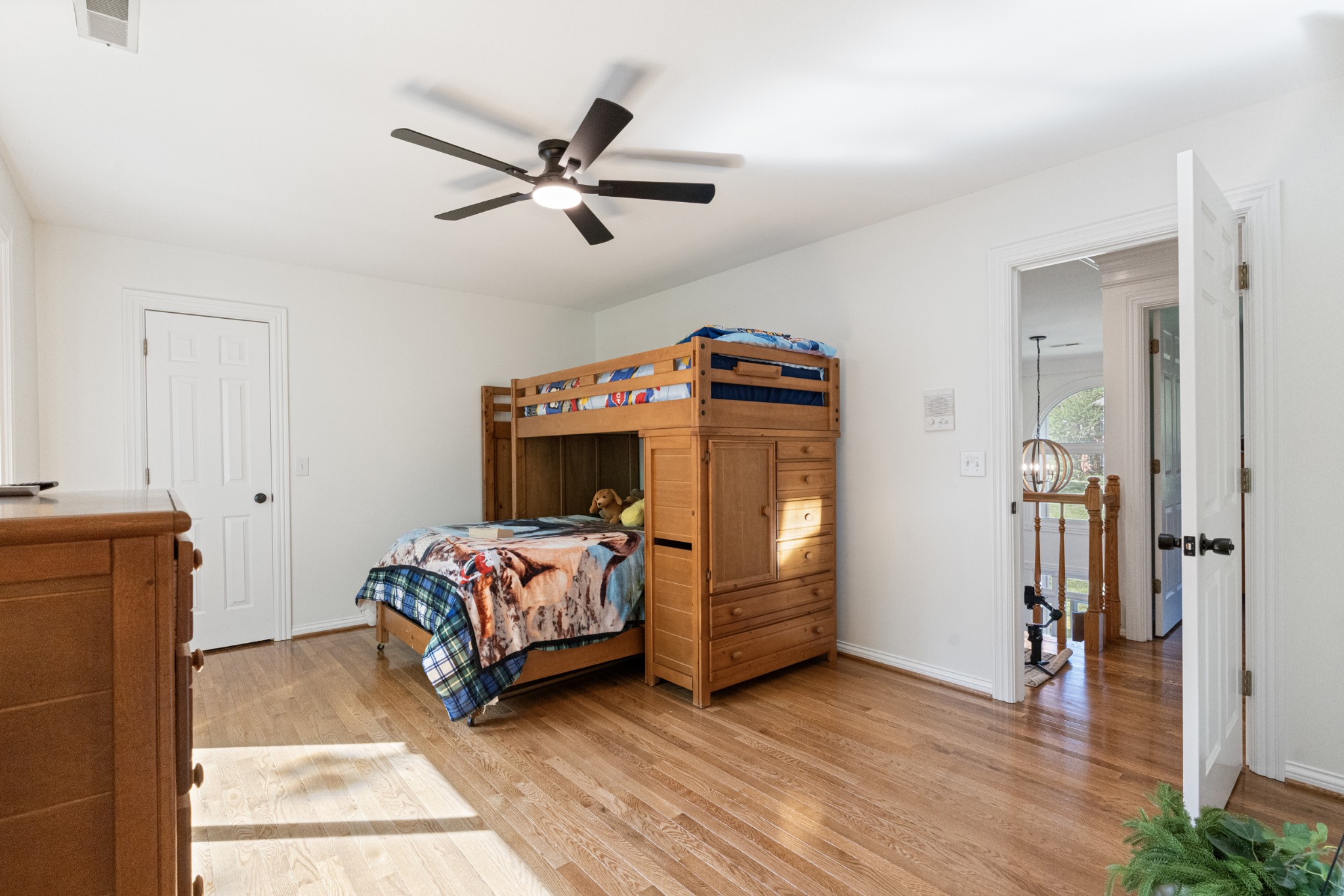 9359 Ansley Ln