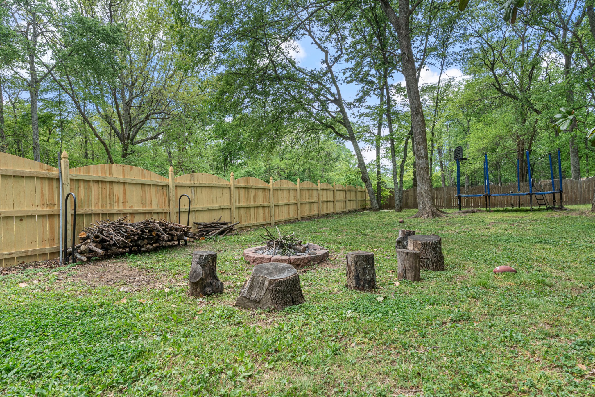 9359 Ansley Ln