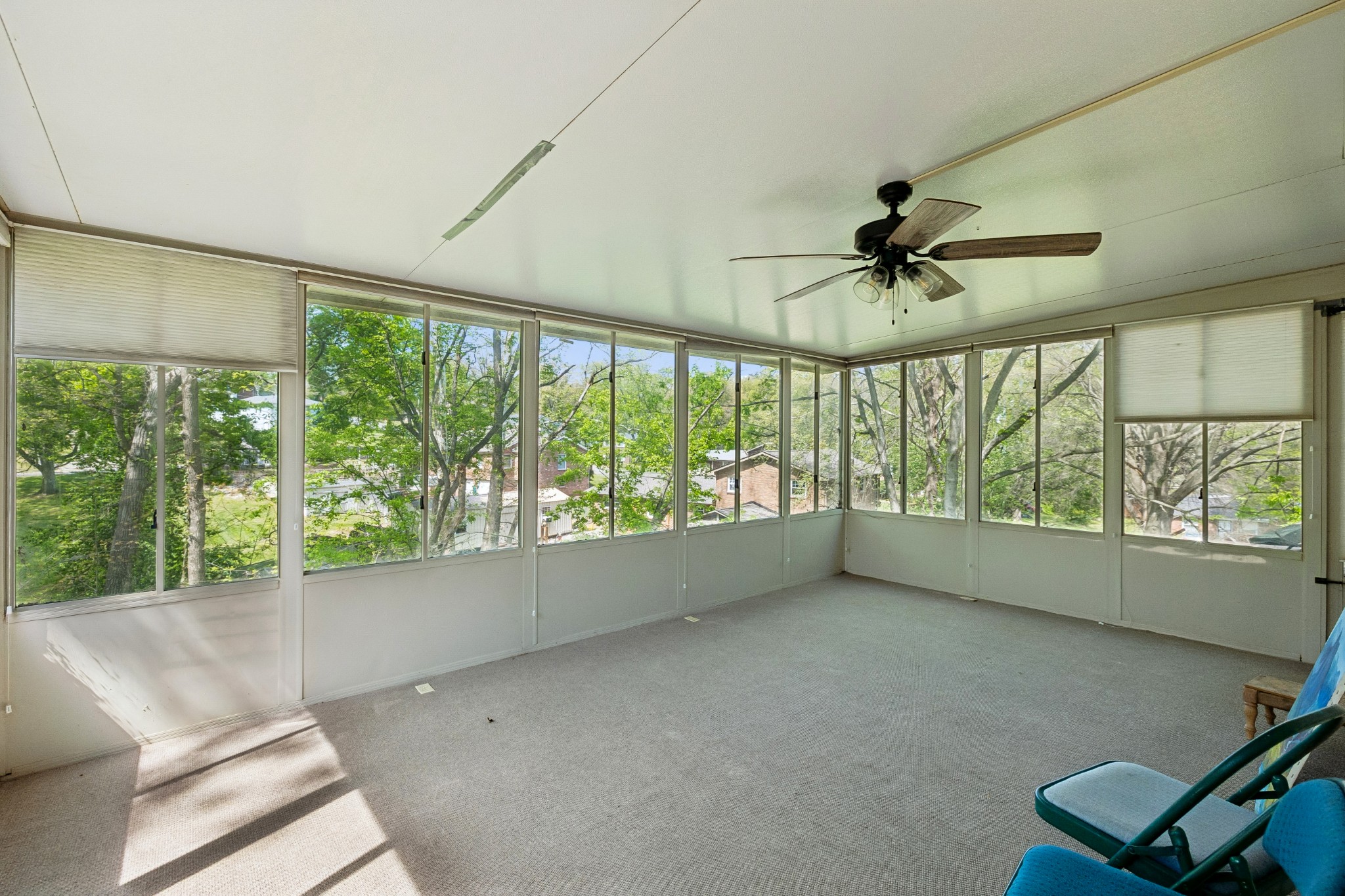 505 Foothill Dr
